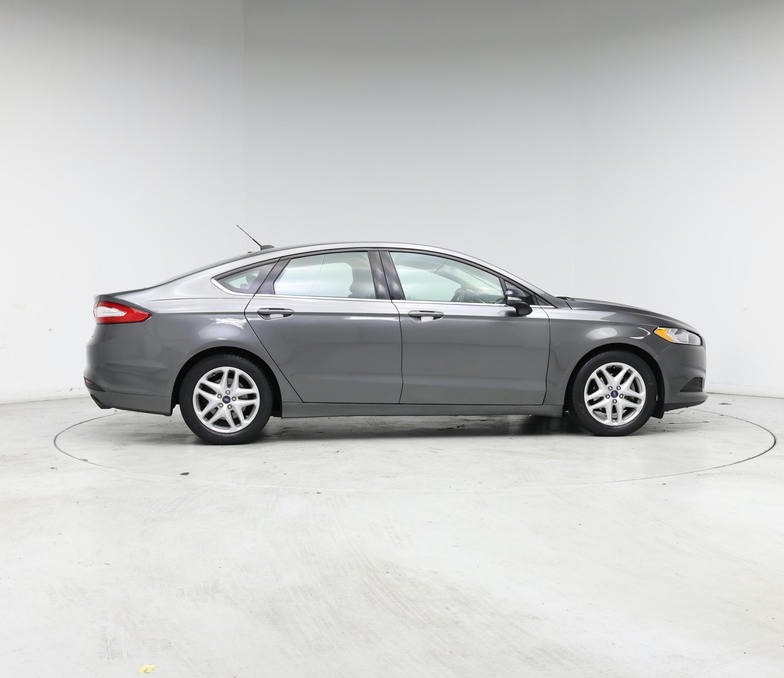 Thumbnail: 2016 Ford Fusion - 7