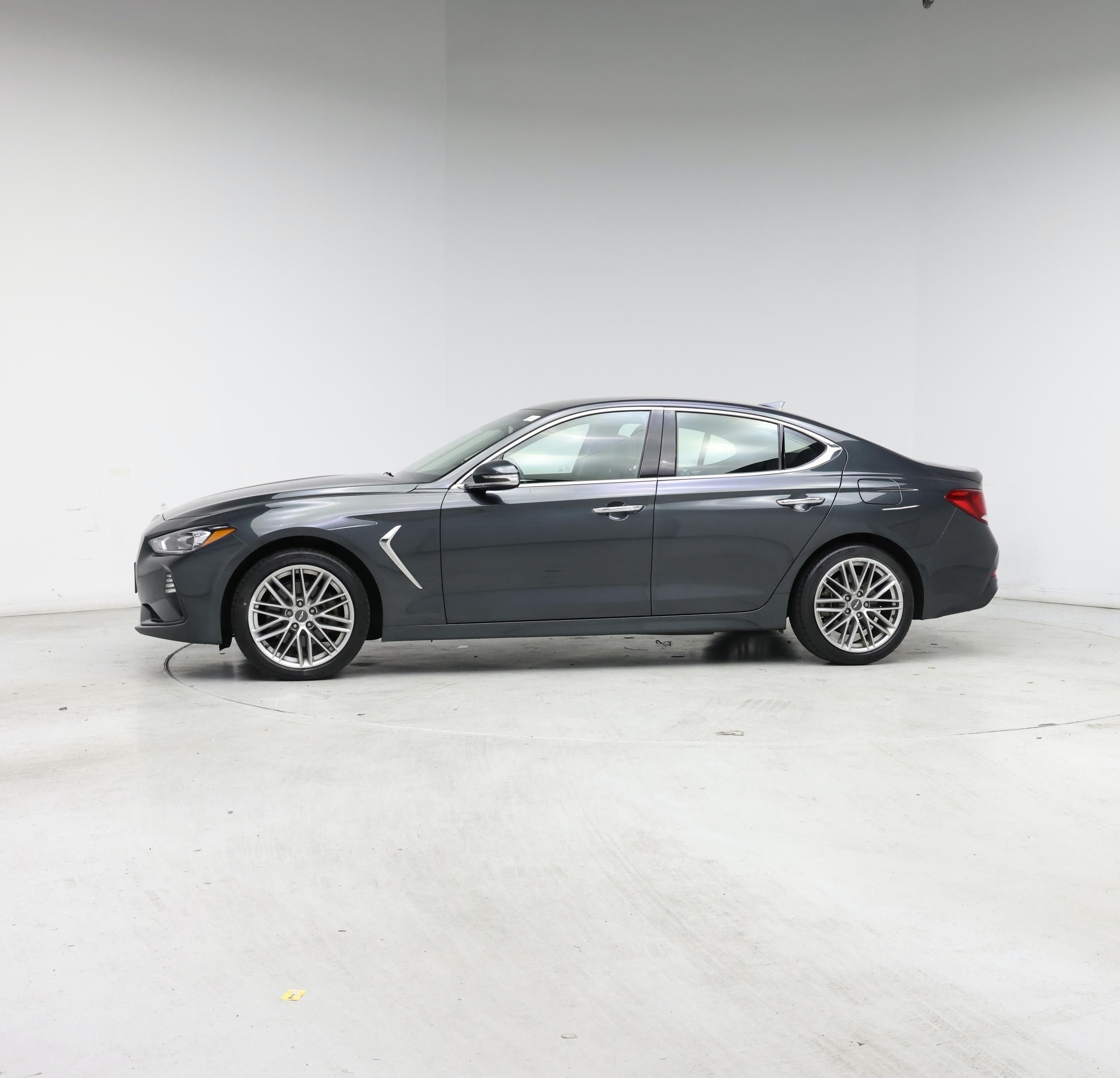 Thumbnail: 2020 Genesis G70 - 3