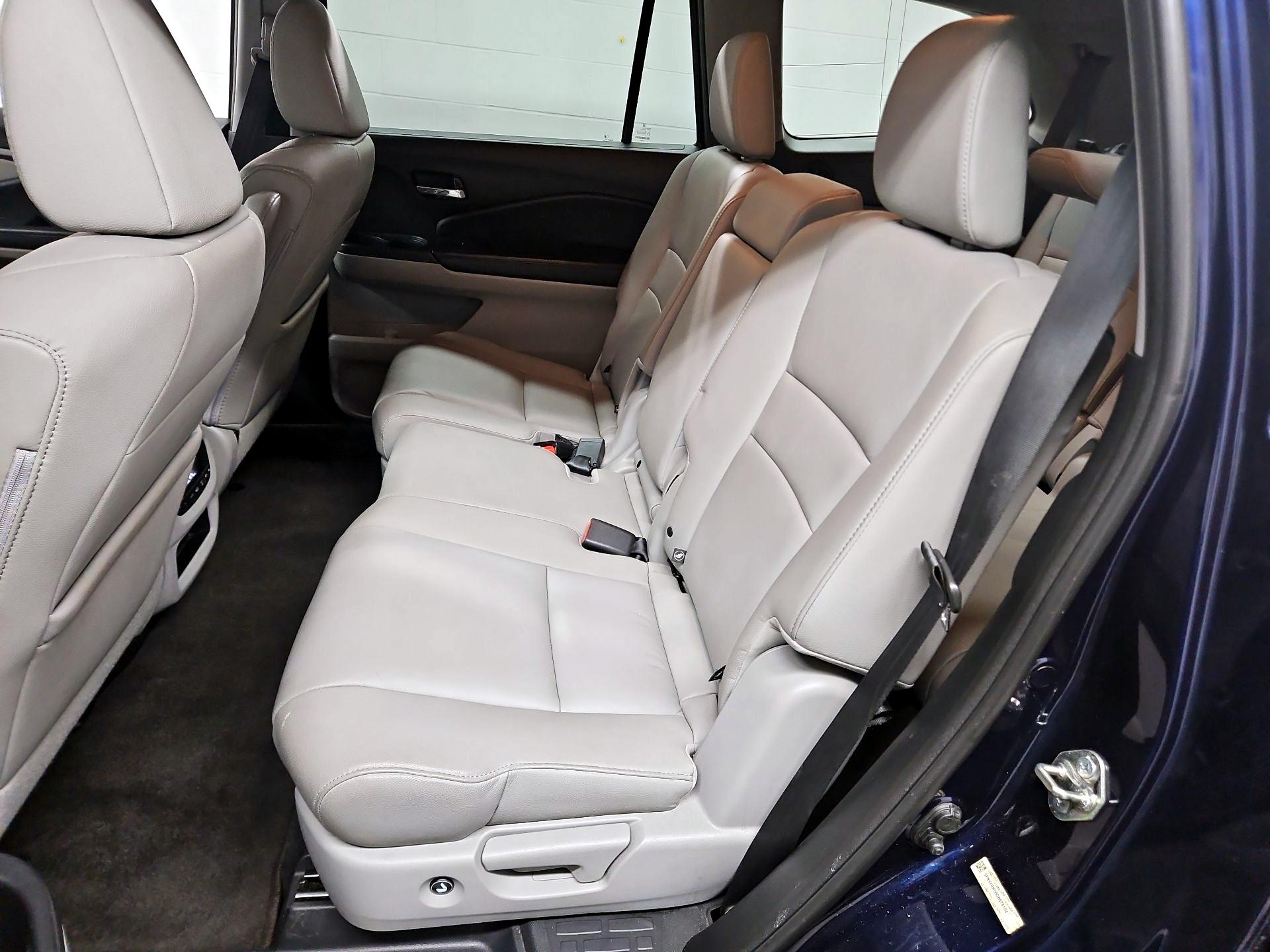 Thumbnail: 2016 Honda Pilot - 20