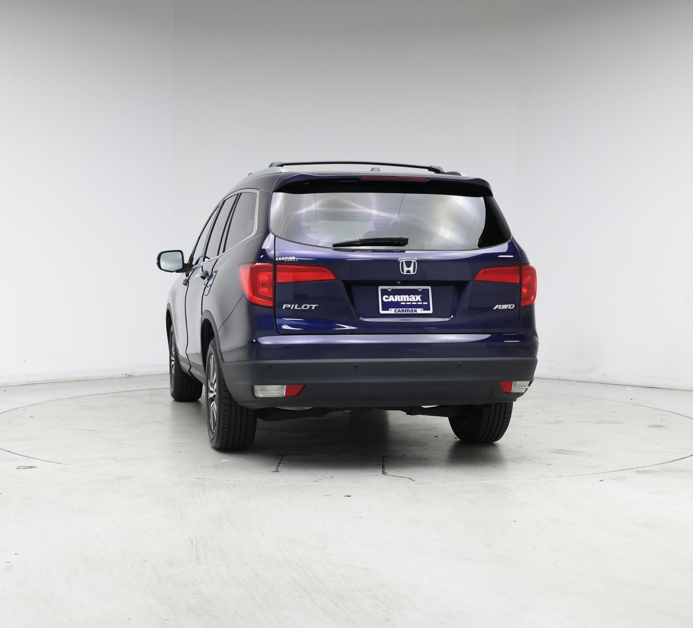 Thumbnail: 2016 Honda Pilot - 6