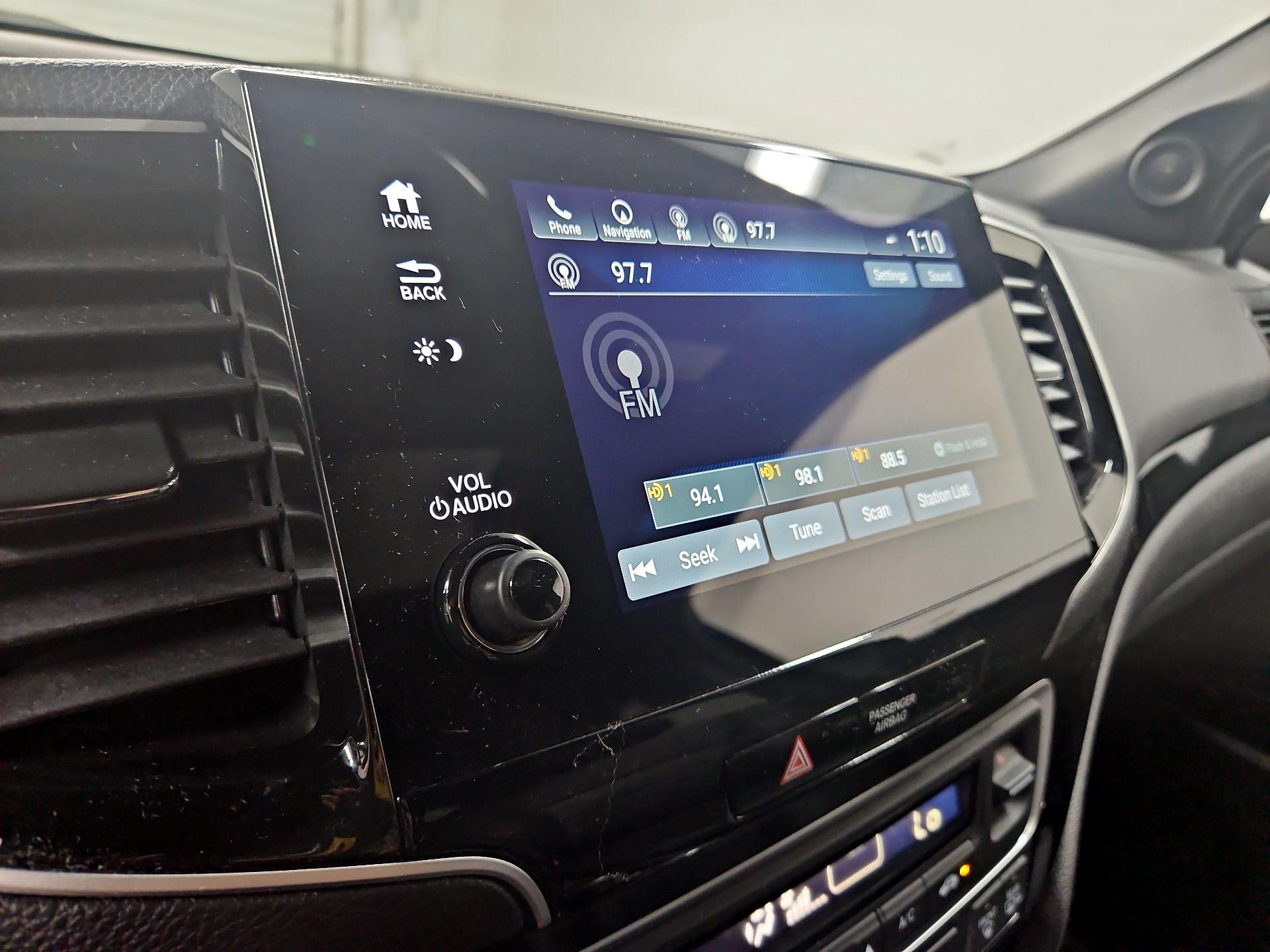 Thumbnail: 2019 Honda Passport - 16
