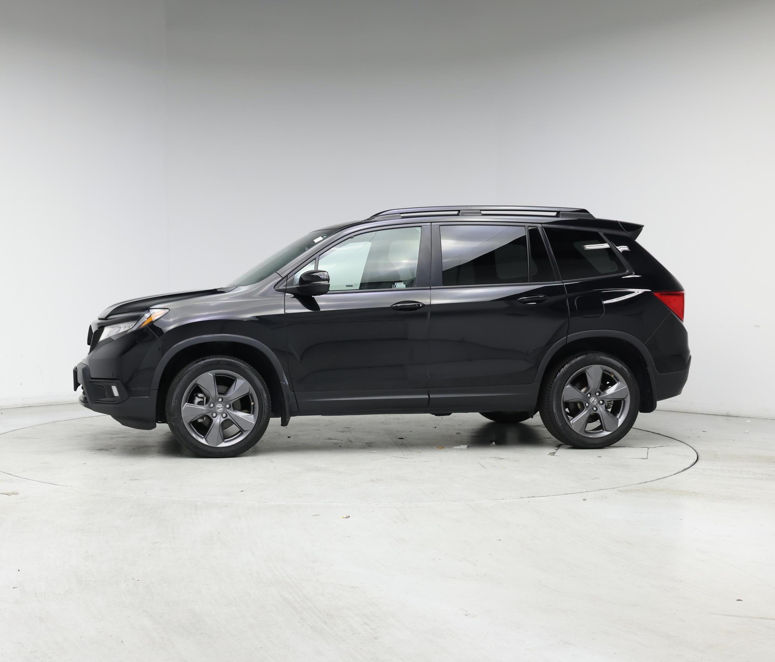 Thumbnail: 2019 Honda Passport - 3