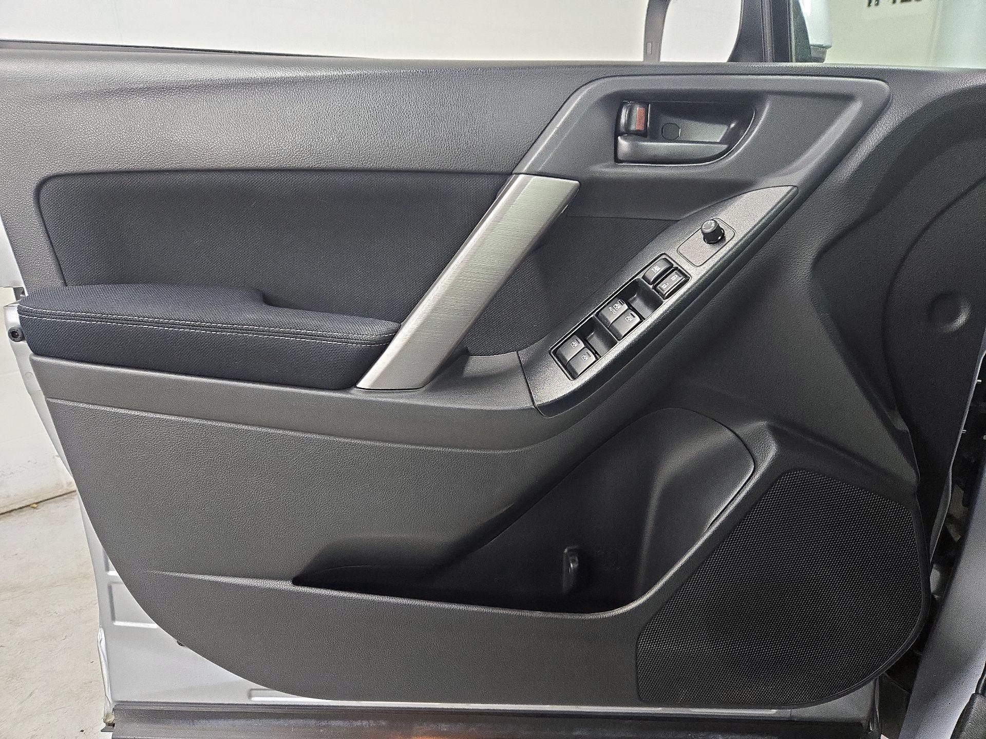 Thumbnail: 2015 Subaru Forester - 12