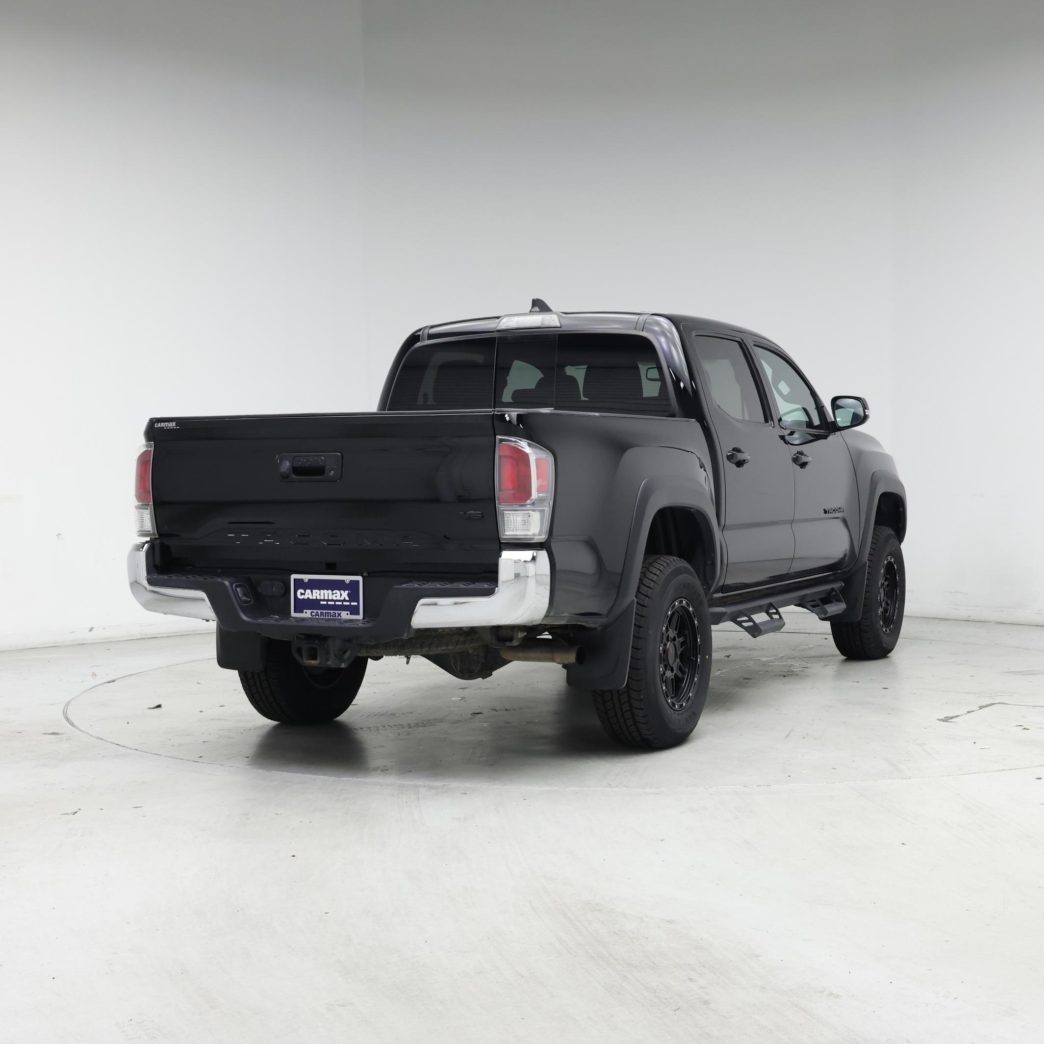Thumbnail: 2022 Toyota Tacoma - 8