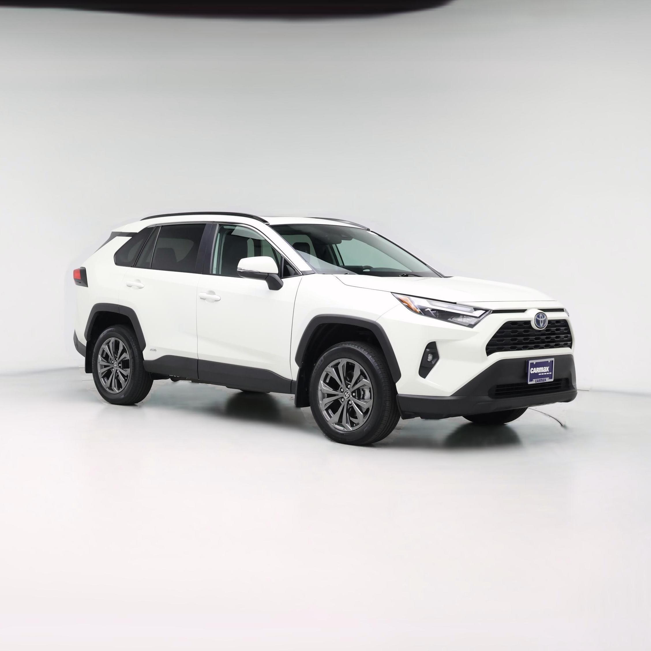 Thumbnail: 2022 Toyota RAV4 - 1