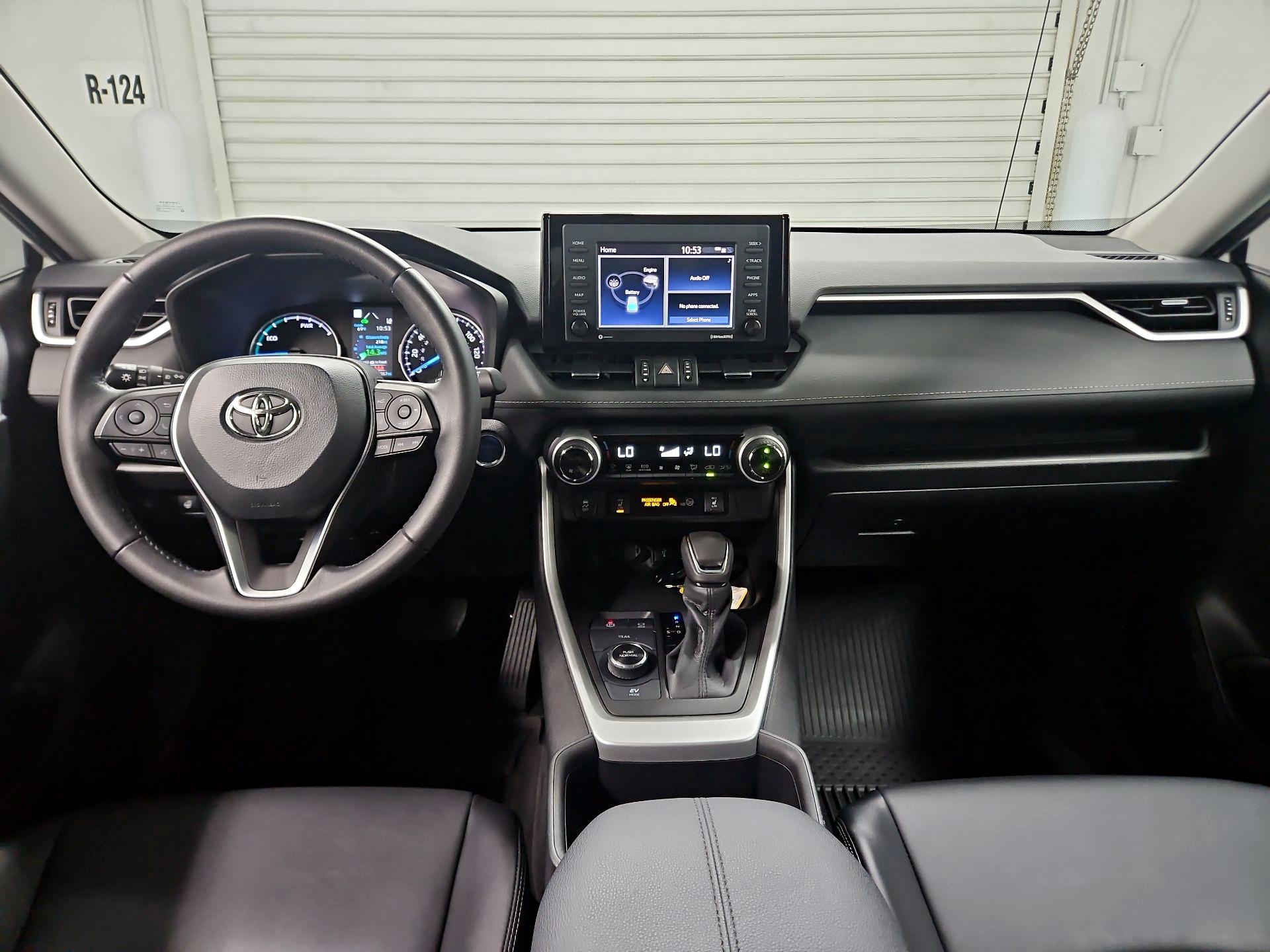 Thumbnail: 2022 Toyota RAV4 - 9