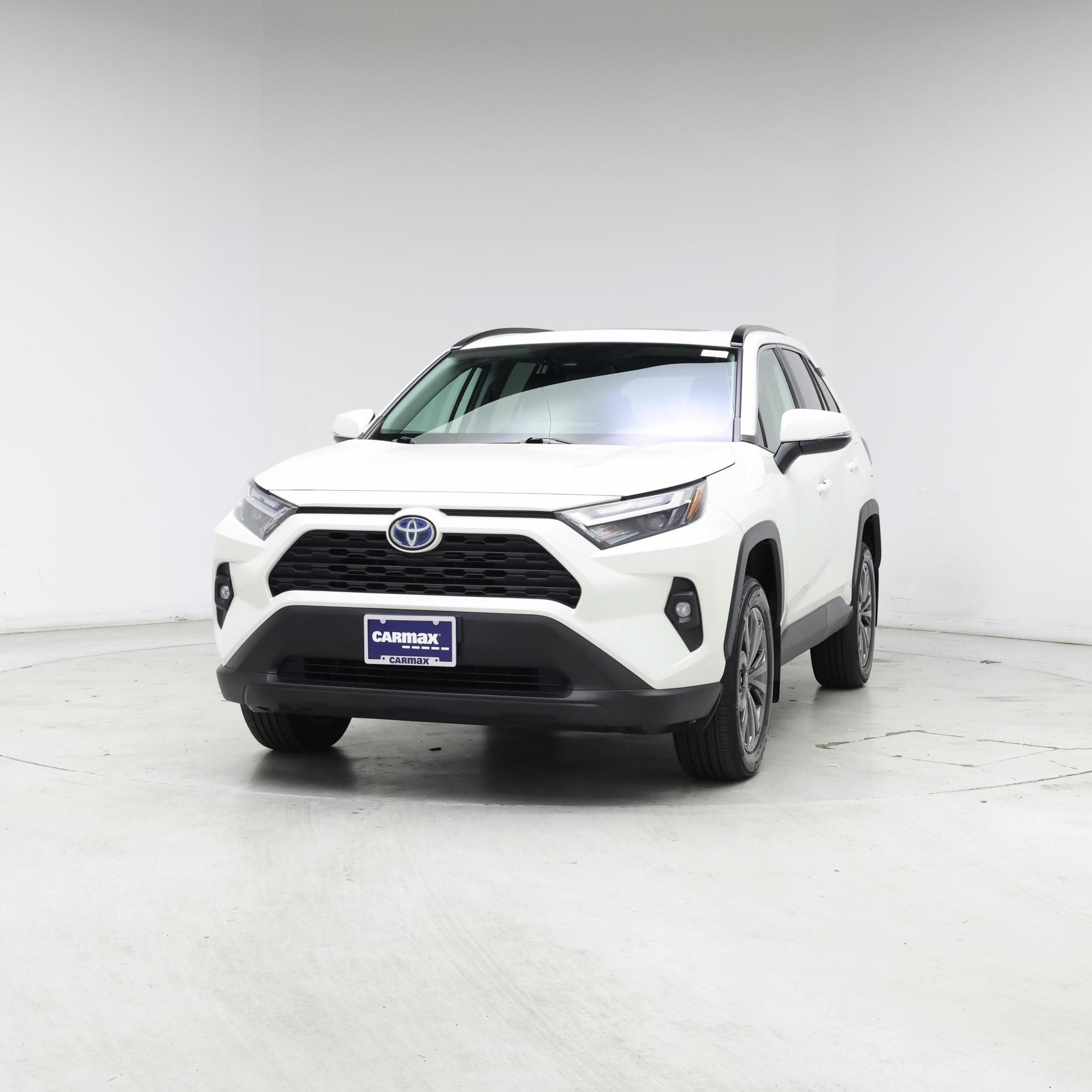 Thumbnail: 2022 Toyota RAV4 - 4