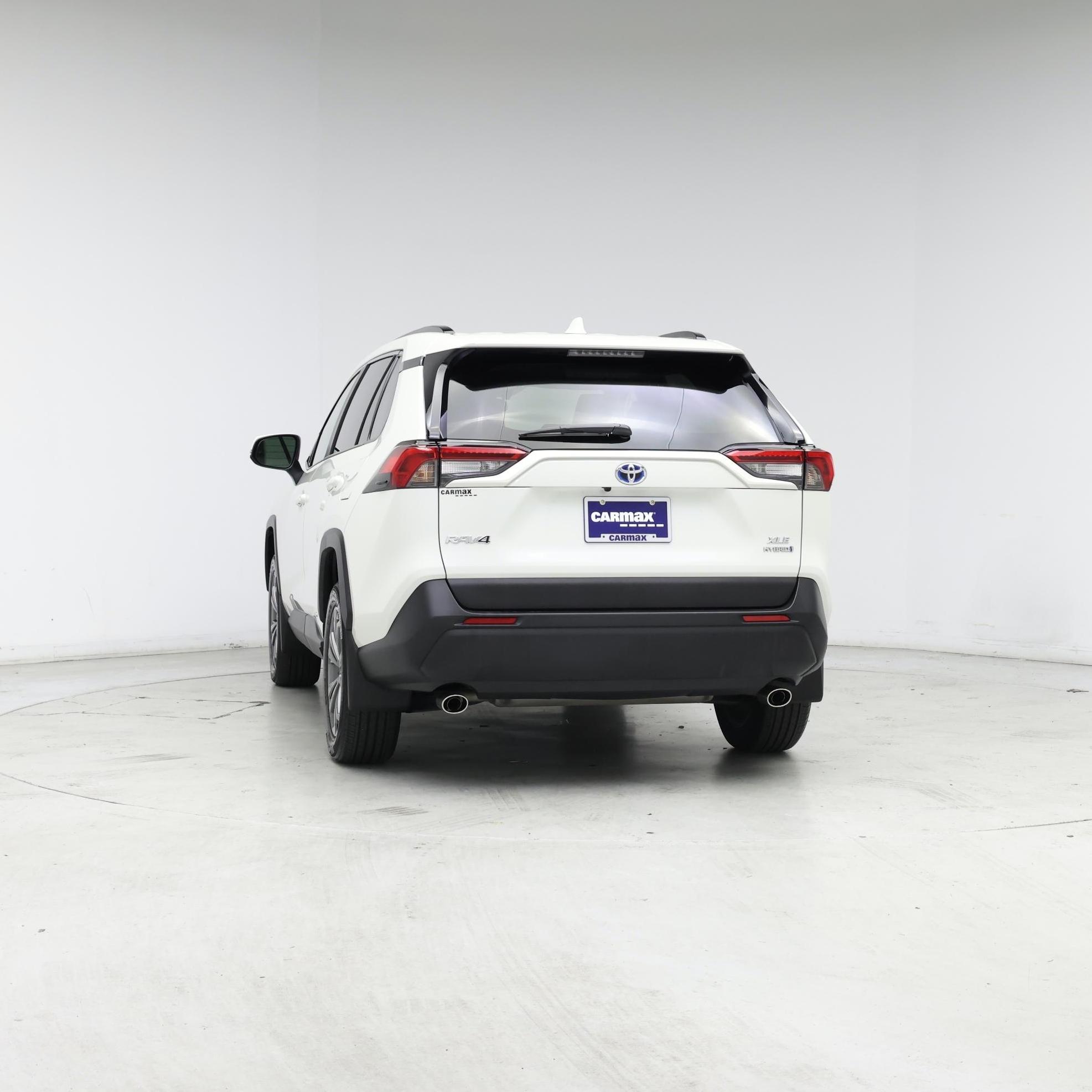 Thumbnail: 2022 Toyota RAV4 - 6