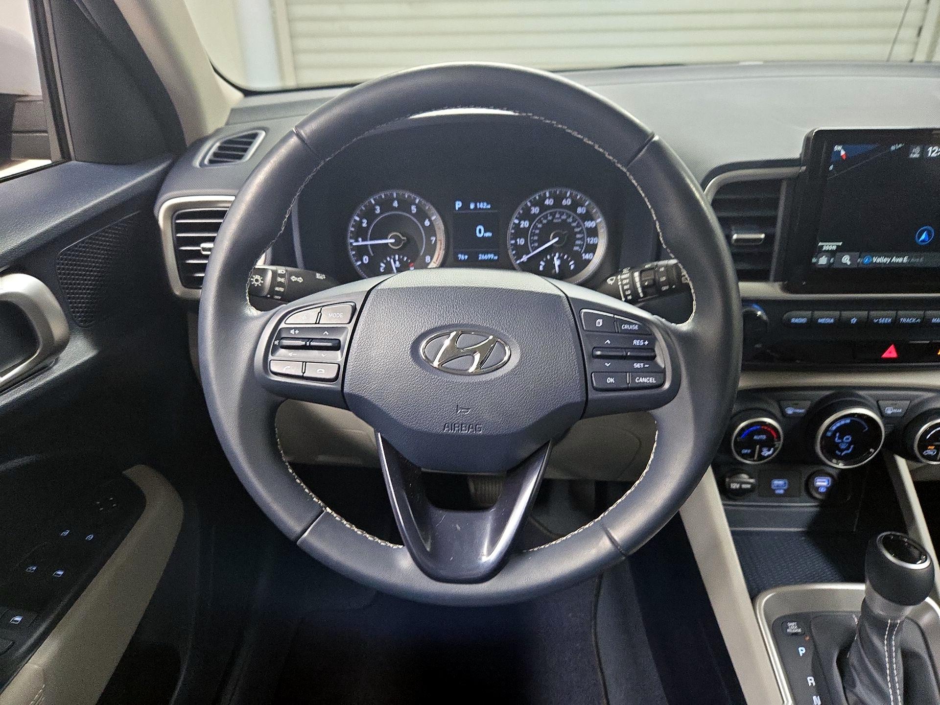 Thumbnail: 2021 Hyundai Venue - 10