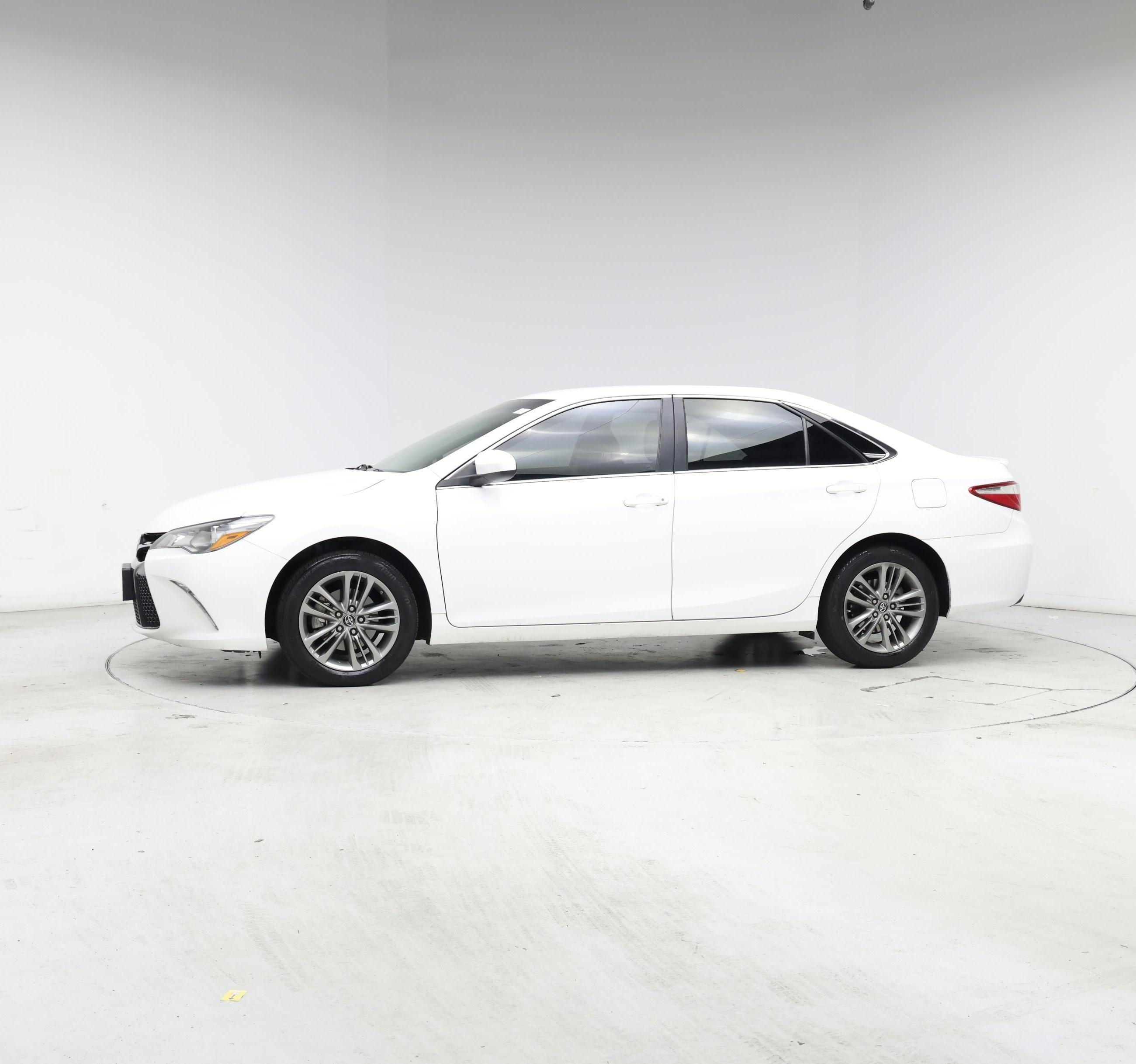 Thumbnail: 2017 Toyota Camry - 3