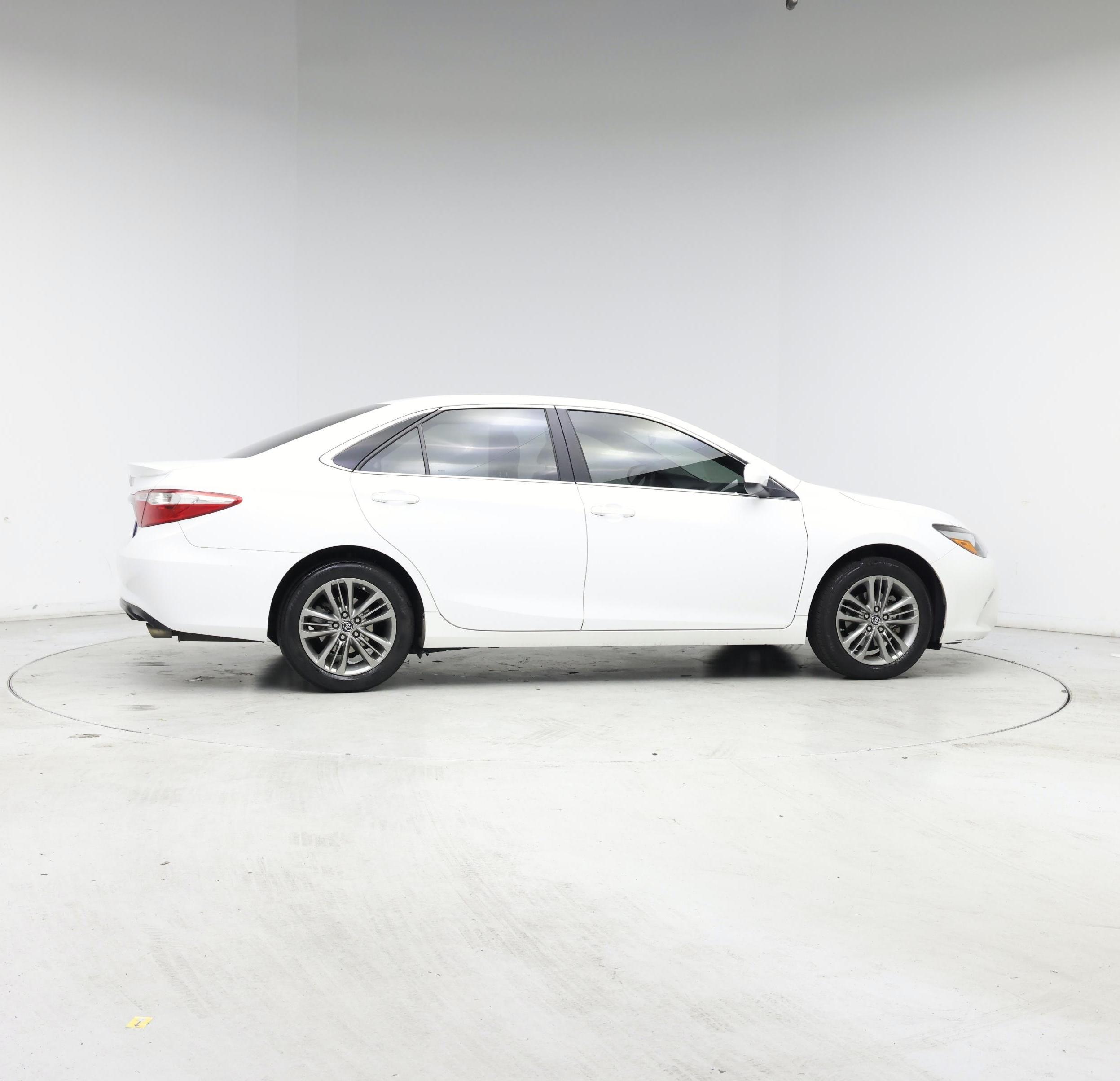 Thumbnail: 2017 Toyota Camry - 7