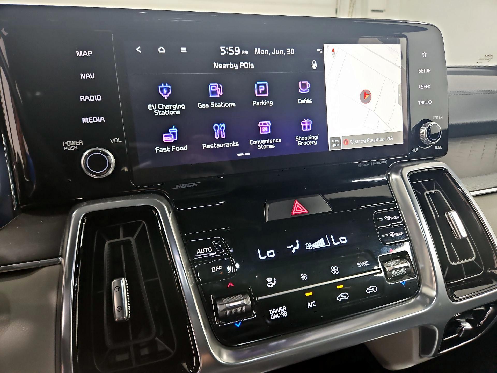 Thumbnail: 2023 Kia Sorento - 14