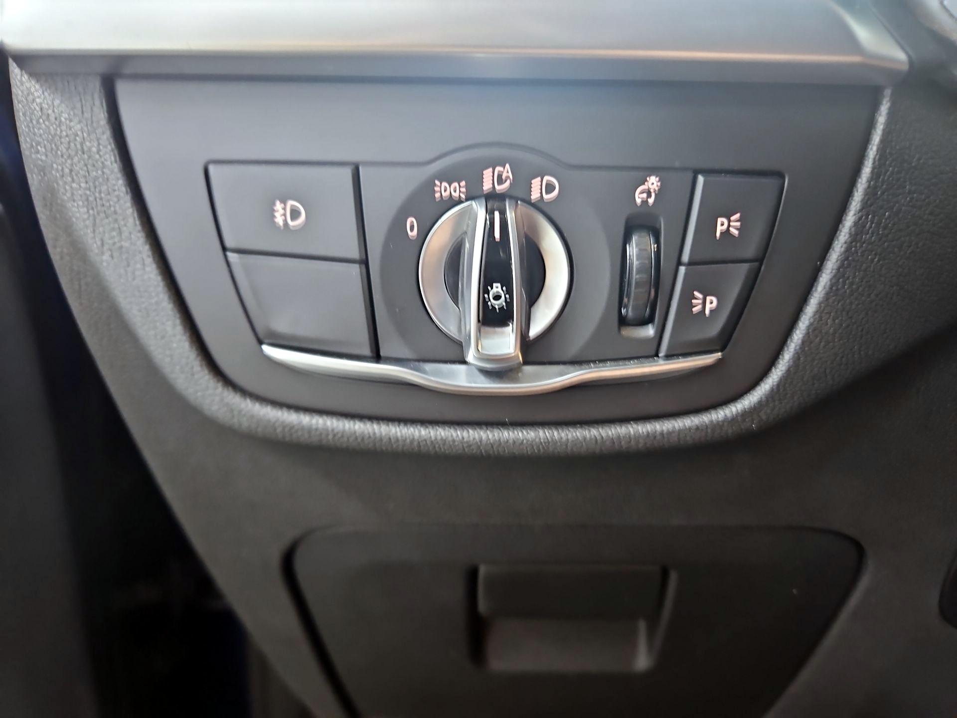 Thumbnail: 2019 BMW X3 - 13