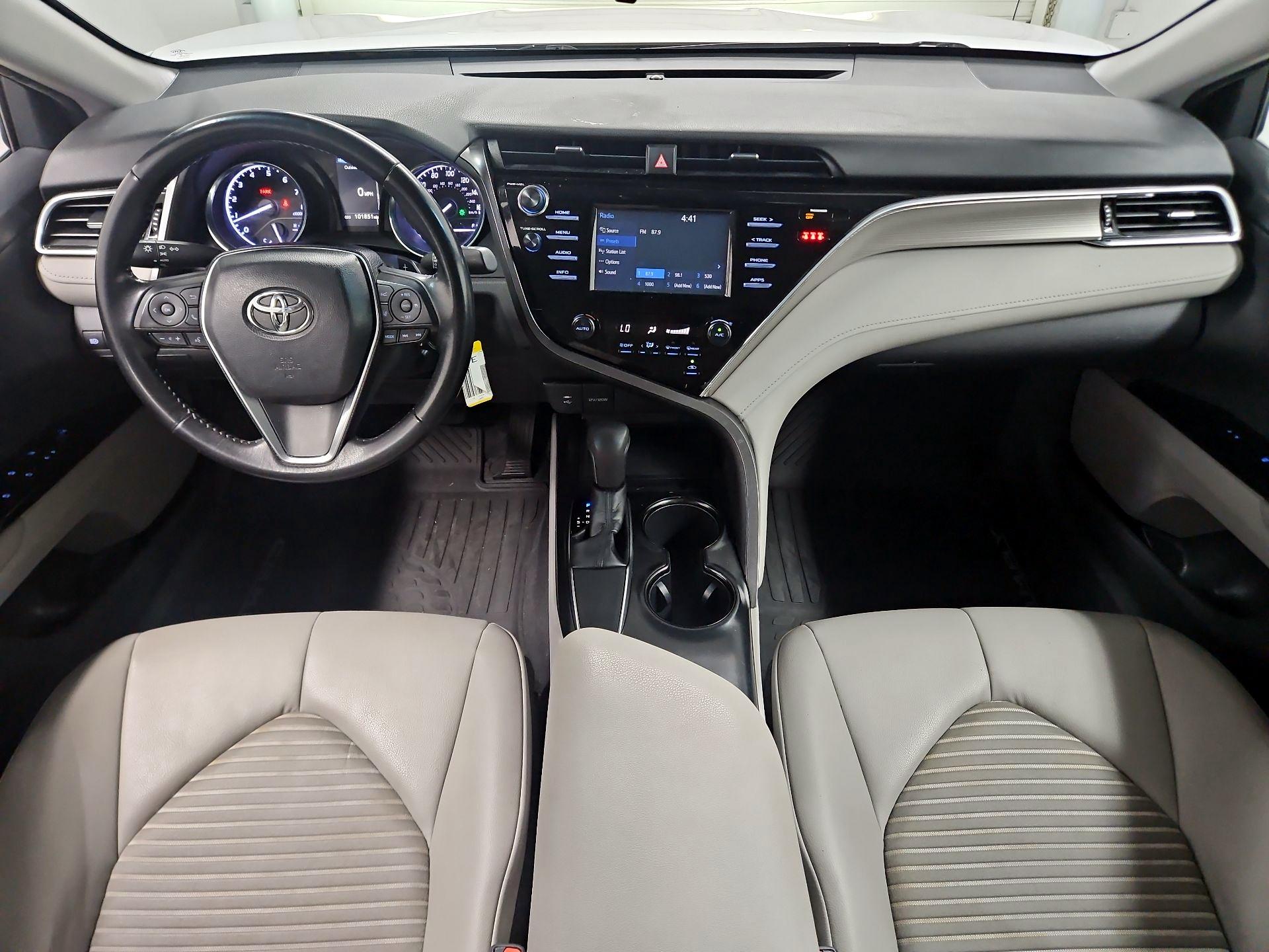 Thumbnail: 2018 Toyota Camry - 9