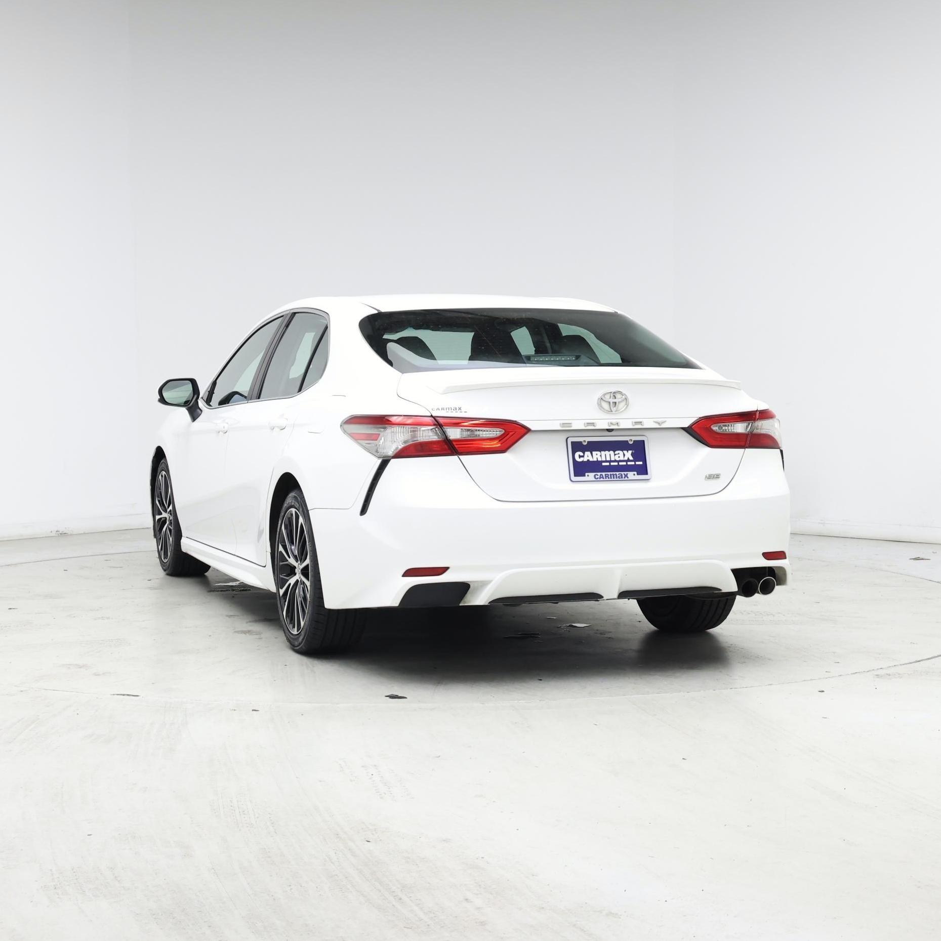 Thumbnail: 2018 Toyota Camry - 6