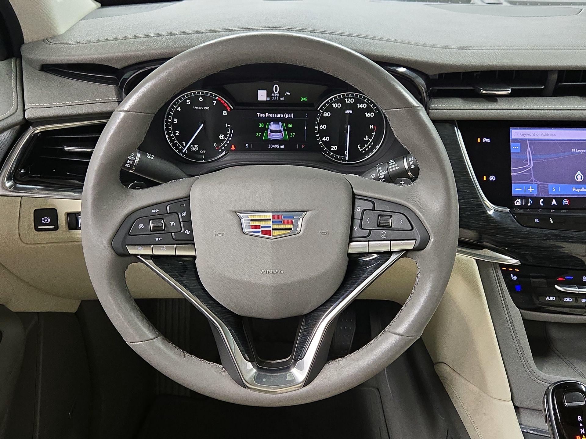 Thumbnail: 2020 Cadillac XT6 - 10