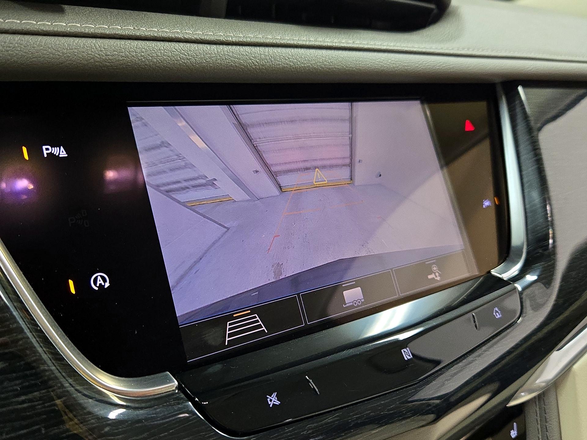 Thumbnail: 2020 Cadillac XT6 - 15