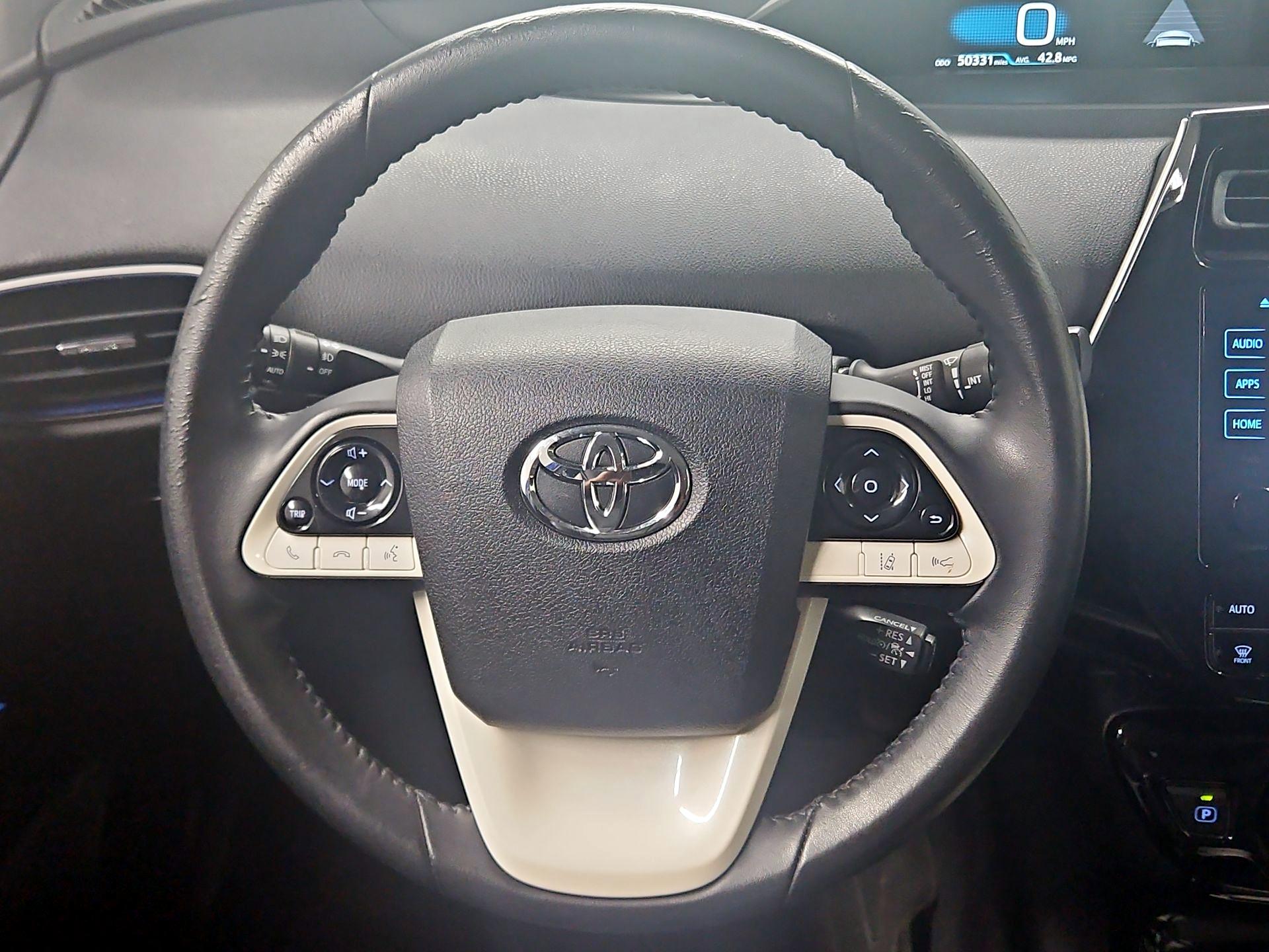 Thumbnail: 2016 Toyota Prius - 10