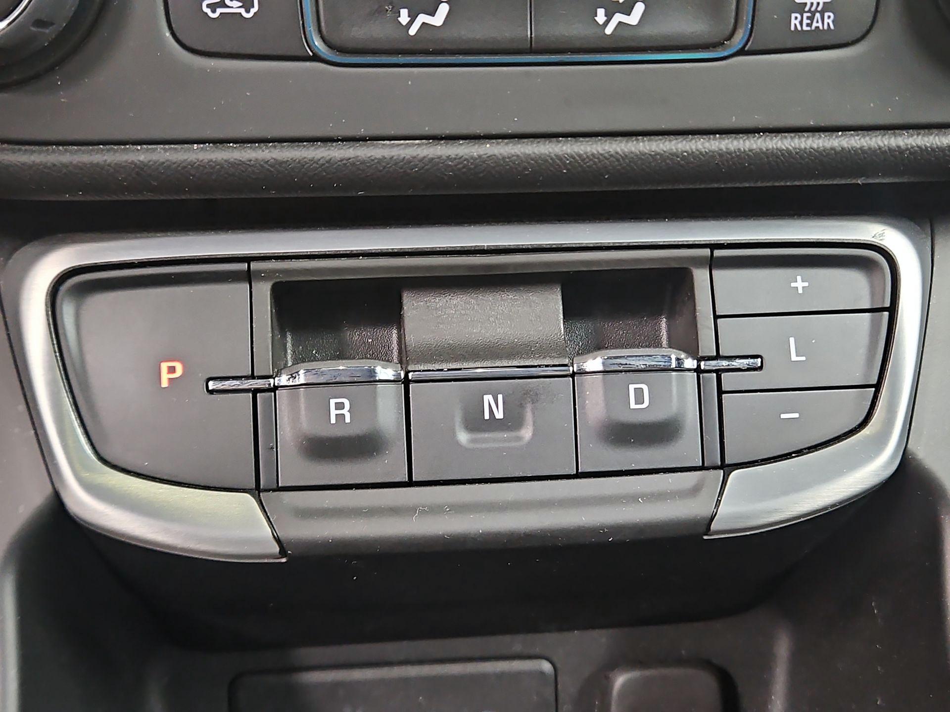 Thumbnail: 2024 GMC Terrain - 17