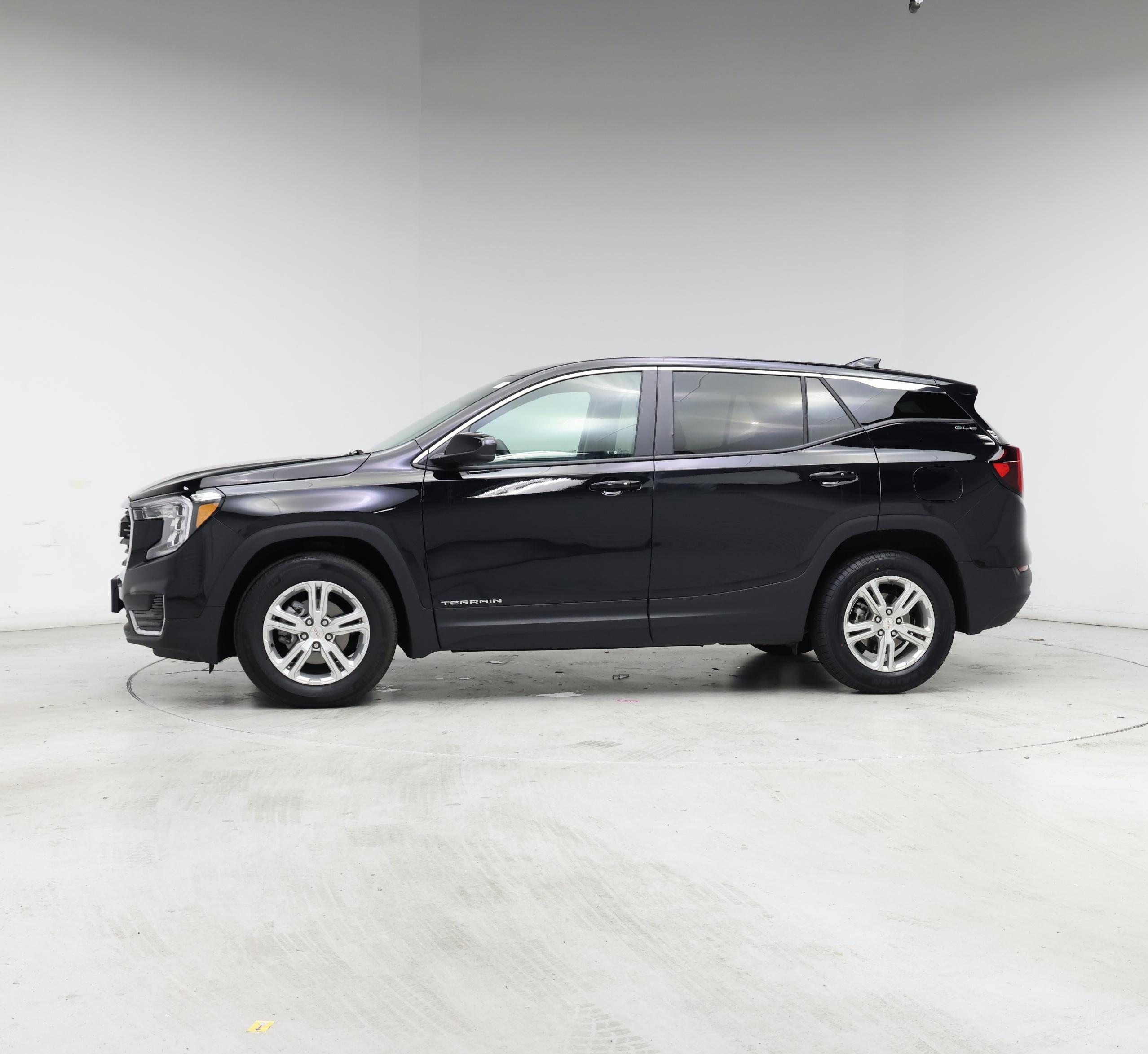 Thumbnail: 2024 GMC Terrain - 3