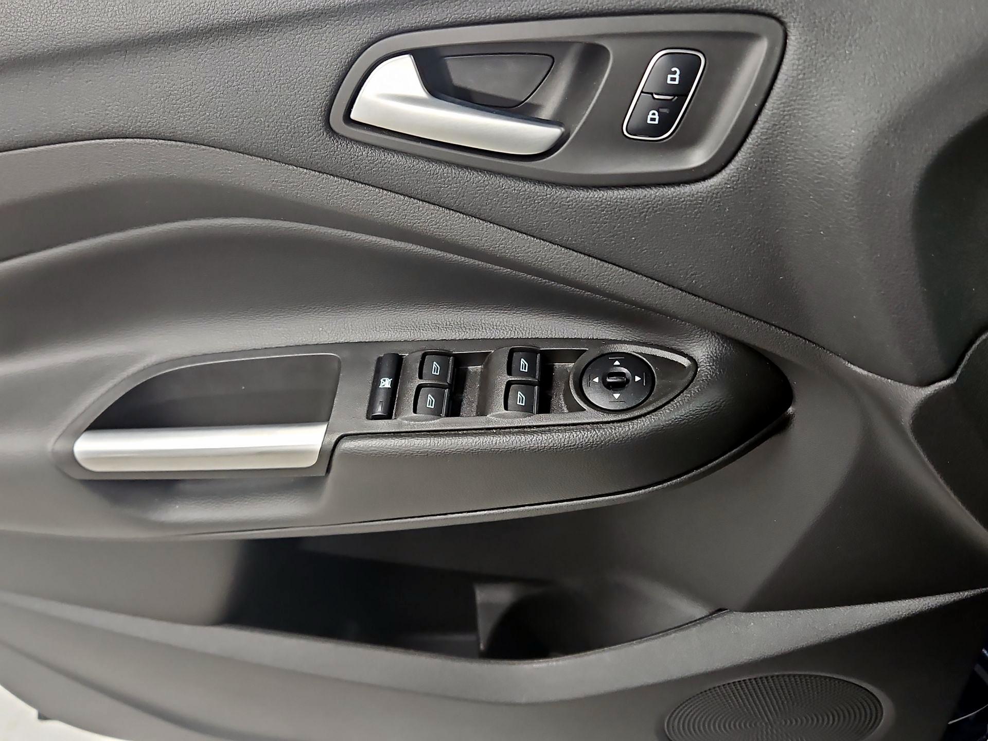 Thumbnail: 2018 Ford Escape - 12