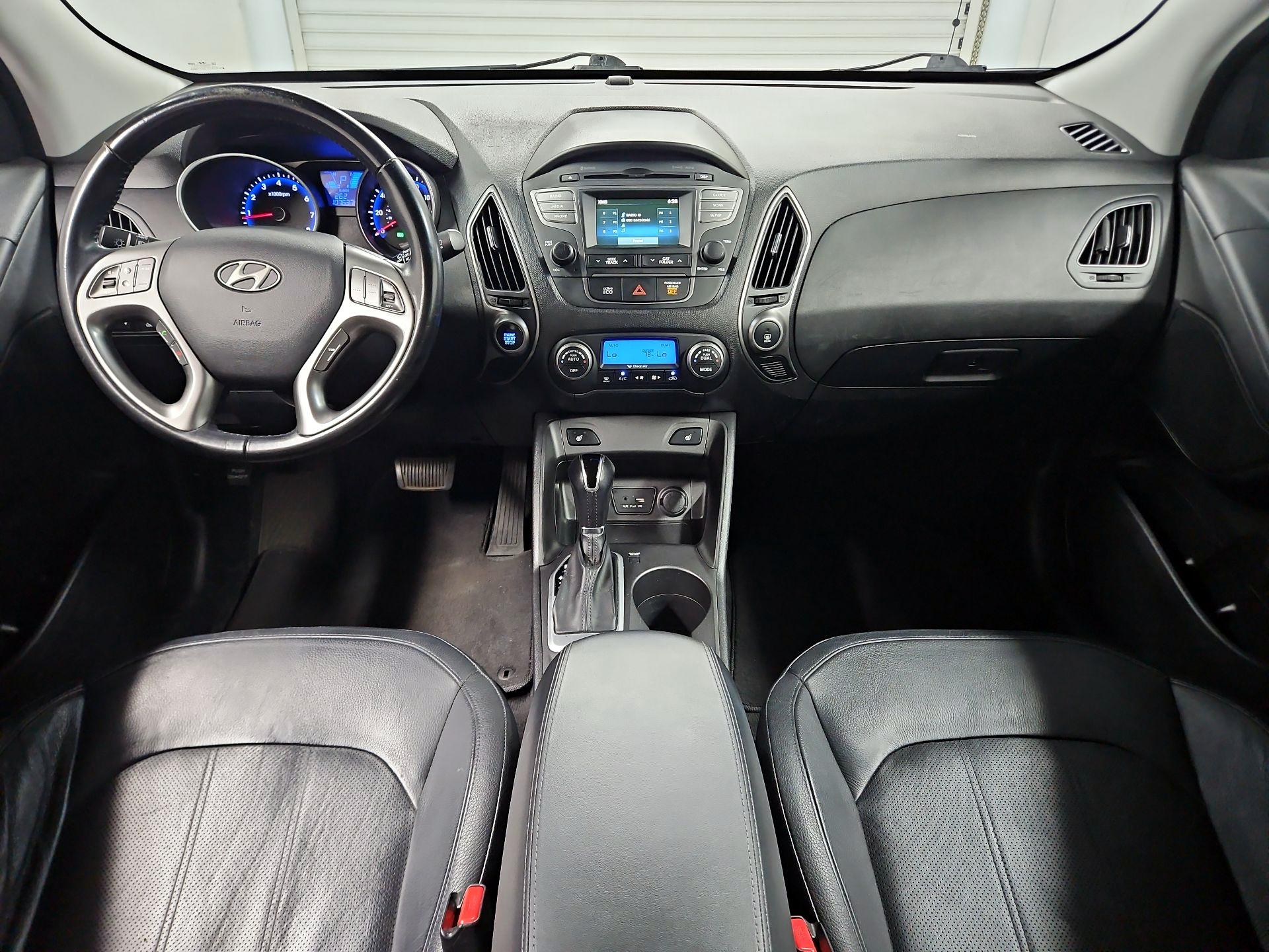Thumbnail: 2015 Hyundai Tucson - 9
