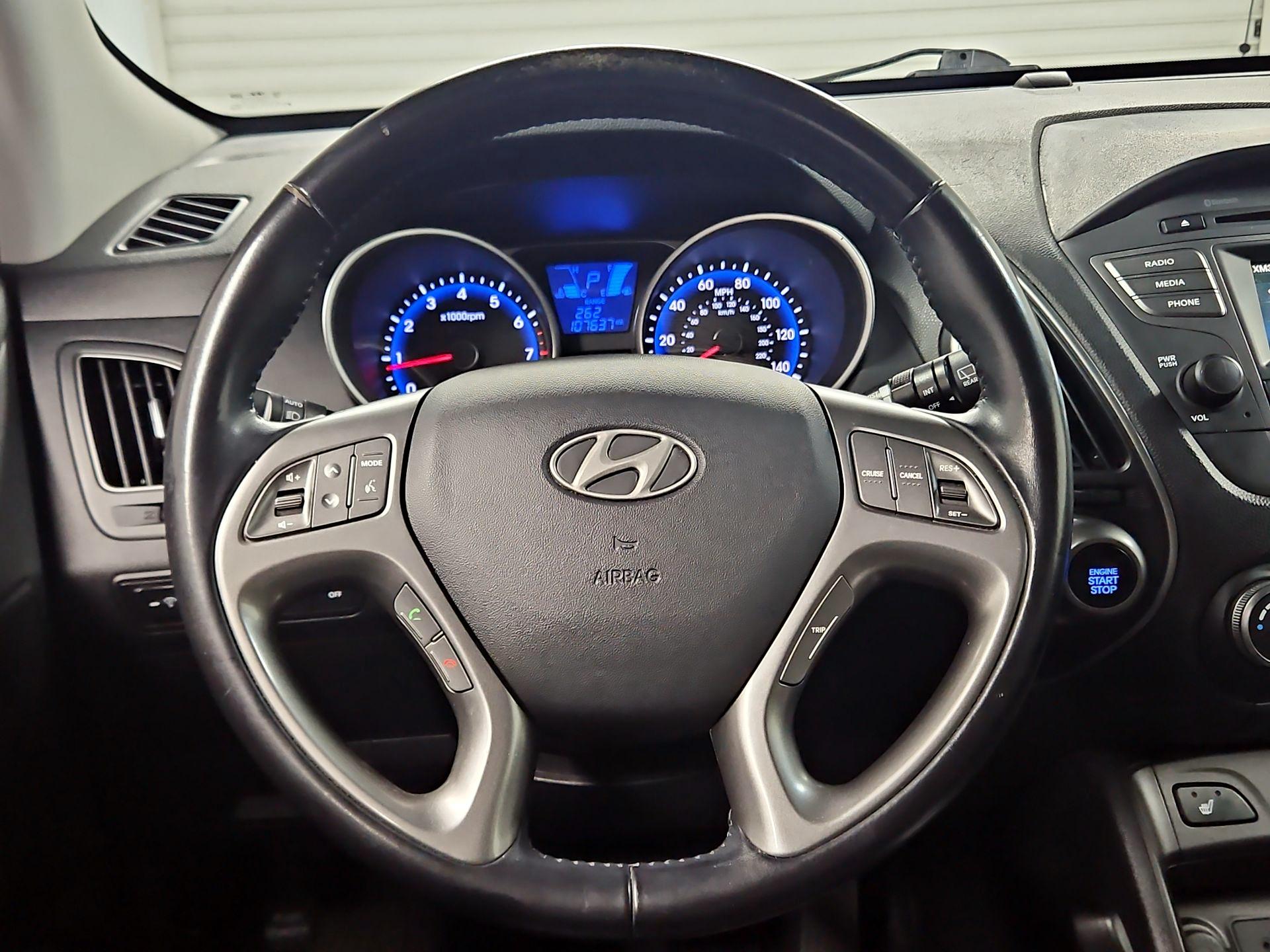 Thumbnail: 2015 Hyundai Tucson - 10