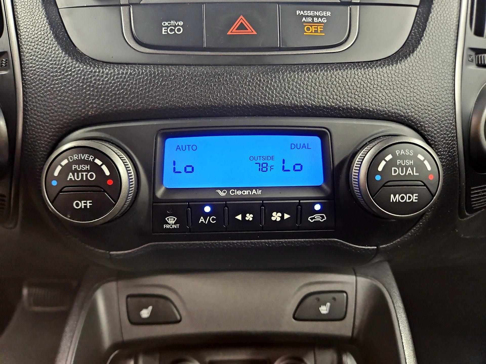 Thumbnail: 2015 Hyundai Tucson - 16