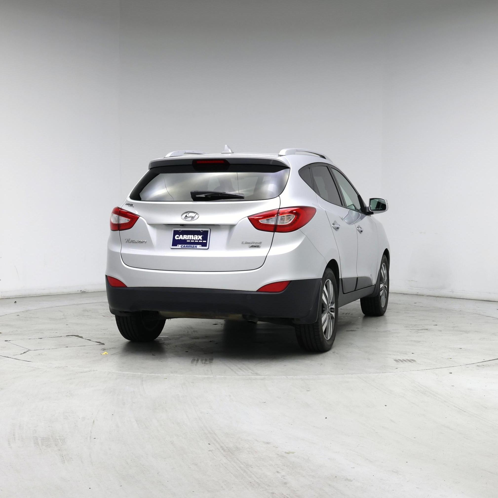 Thumbnail: 2015 Hyundai Tucson - 8