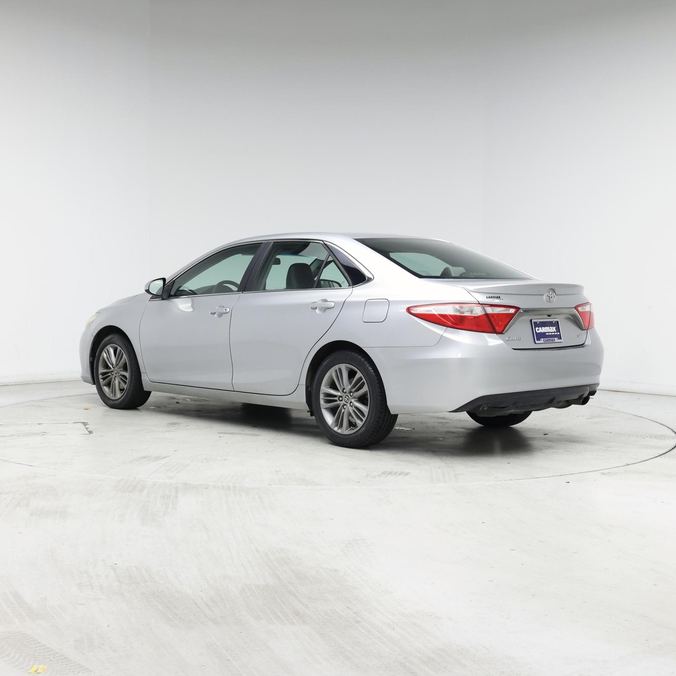 Thumbnail: 2016 Toyota Camry - 2