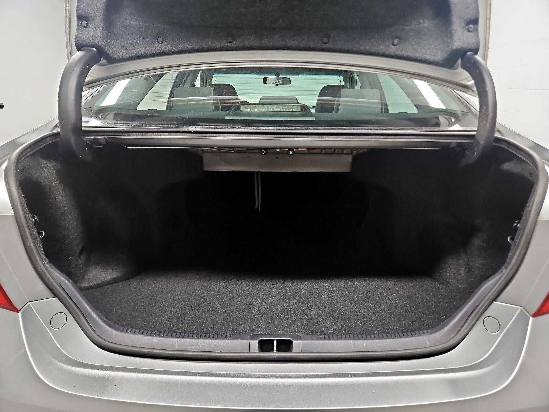 Thumbnail: 2016 Toyota Camry - 20