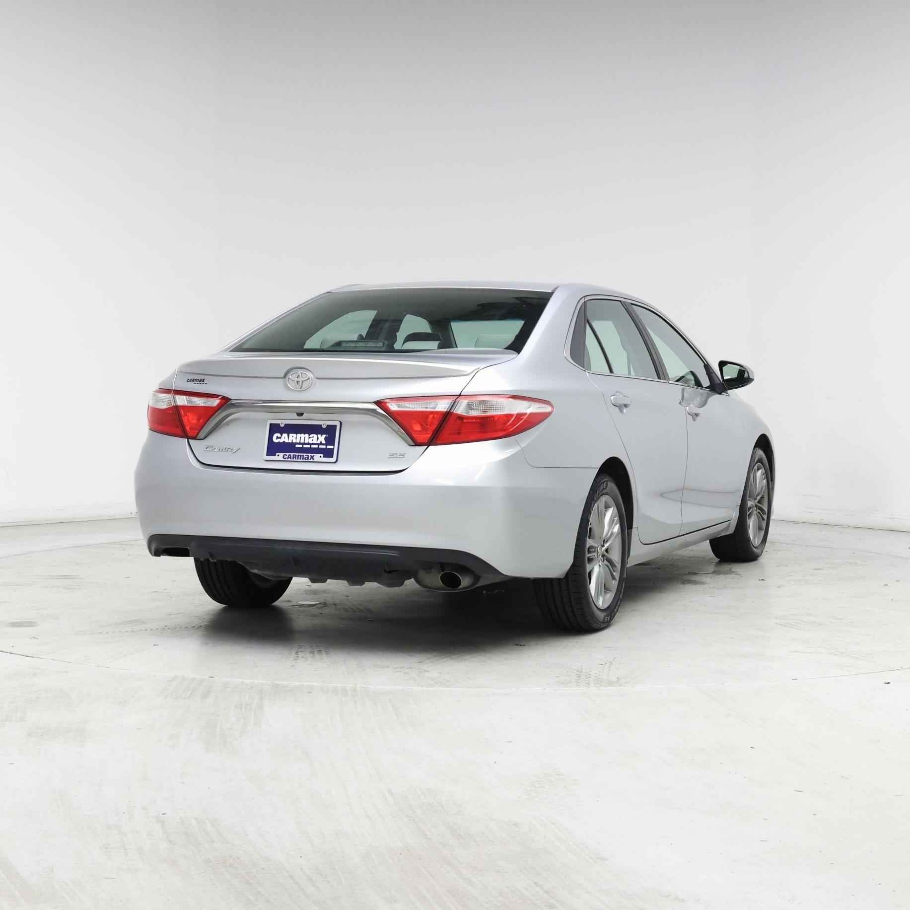 Thumbnail: 2016 Toyota Camry - 8