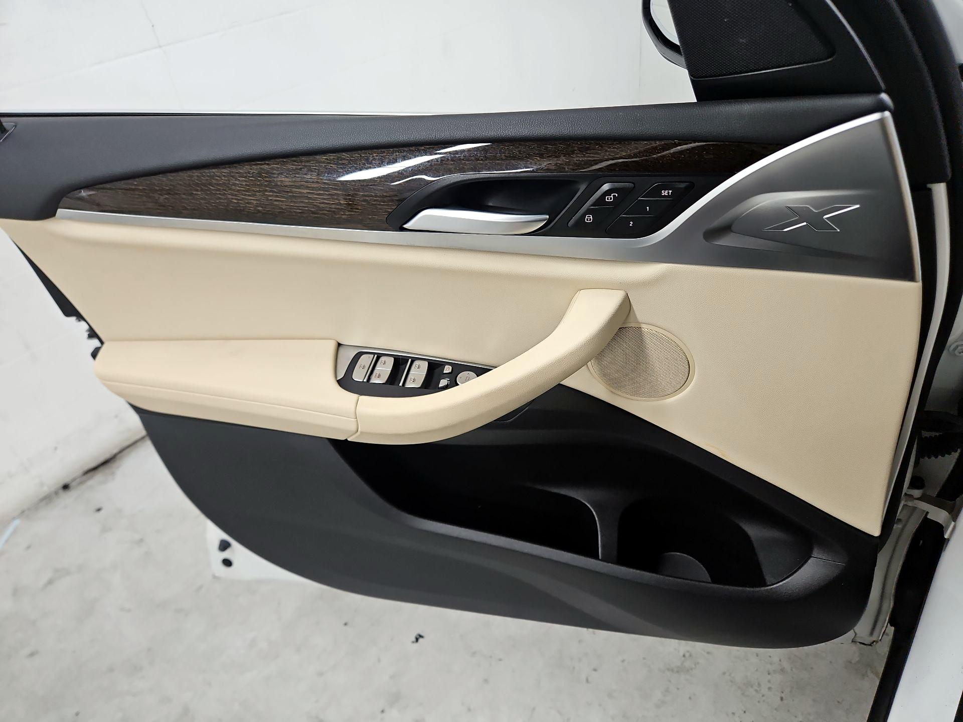 Thumbnail: 2021 BMW X3 - 12