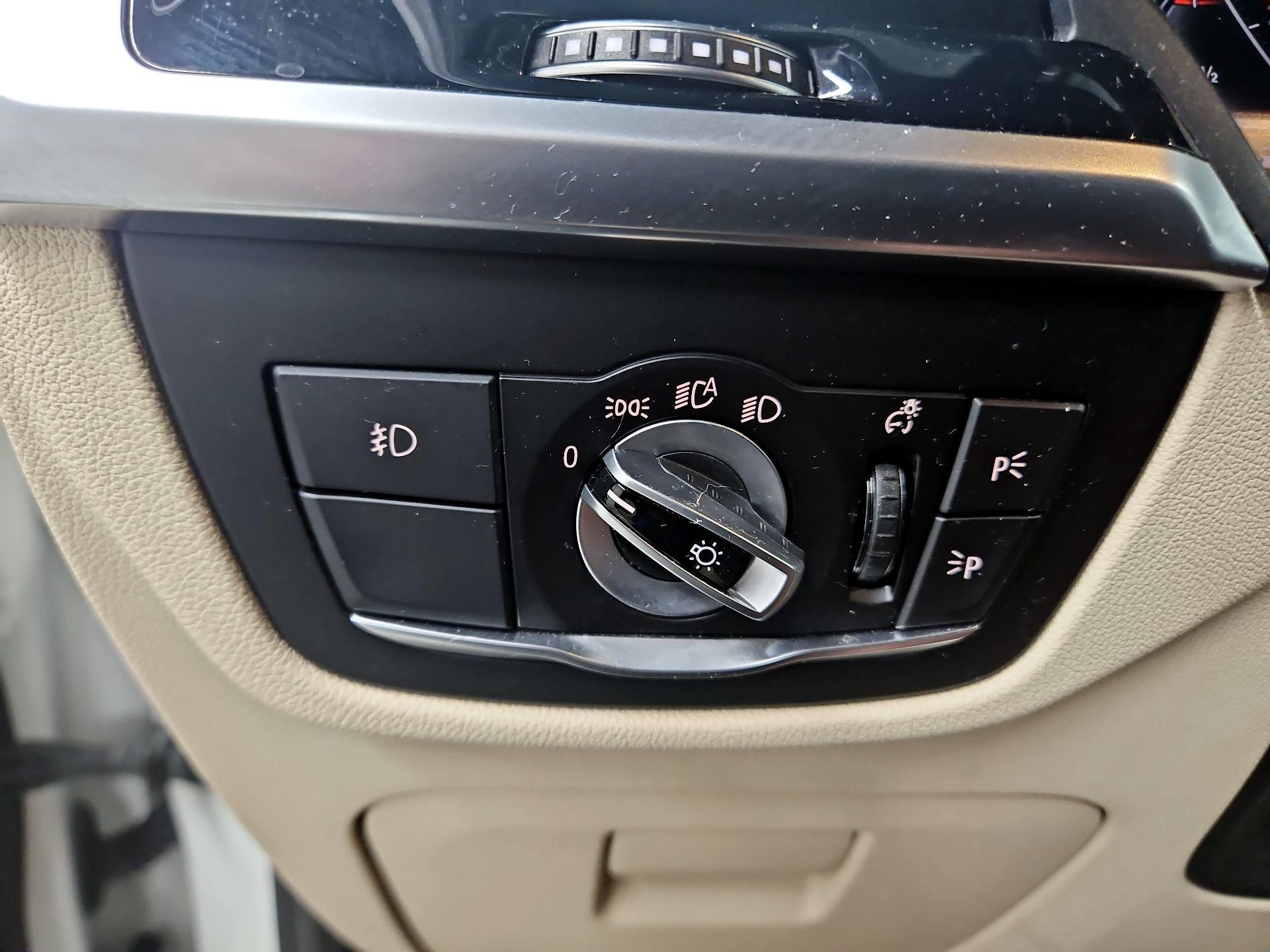 Thumbnail: 2021 BMW X3 - 13
