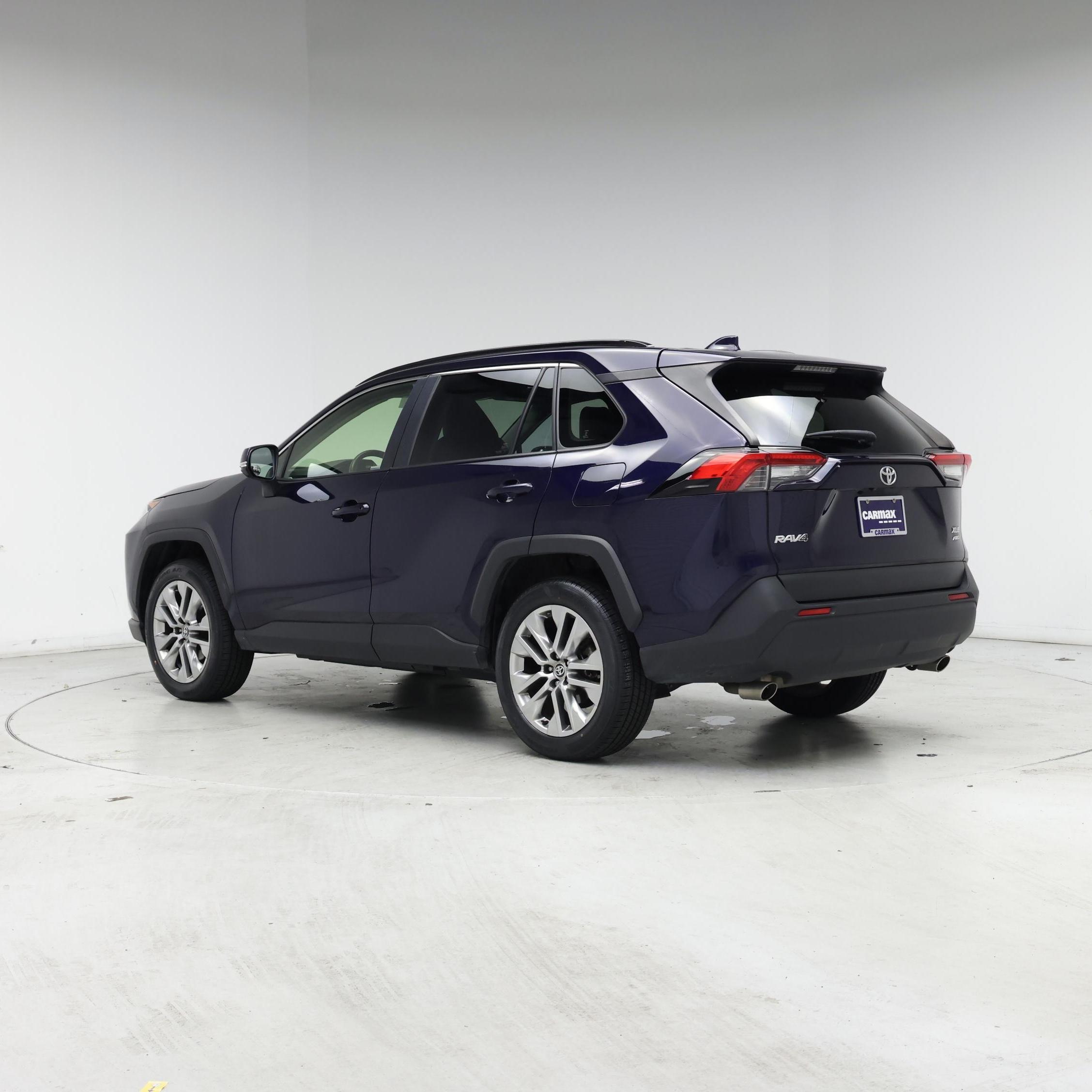 Thumbnail: 2021 Toyota RAV4 - 2