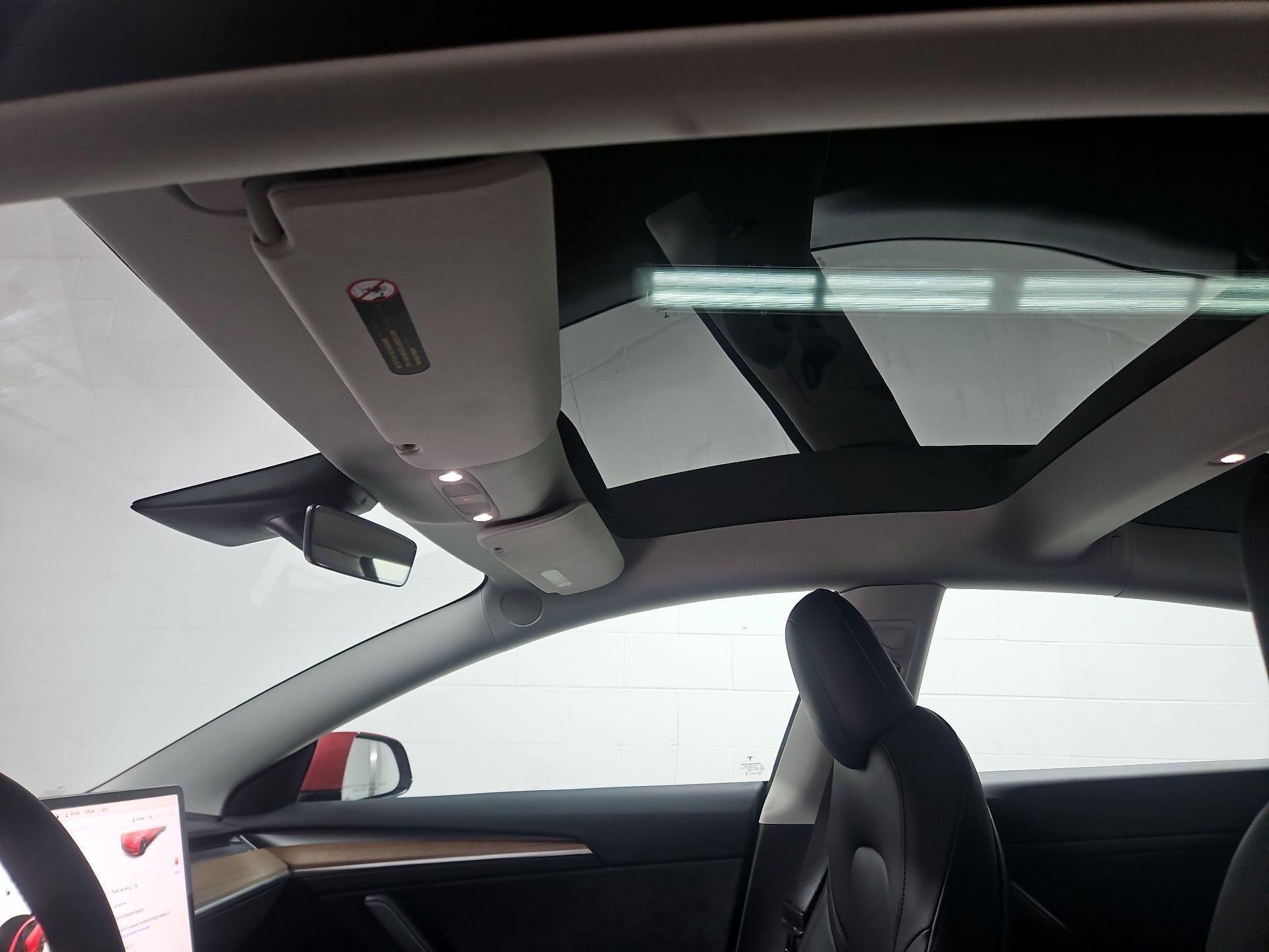 Thumbnail: 2023 Tesla Model 3 - 18