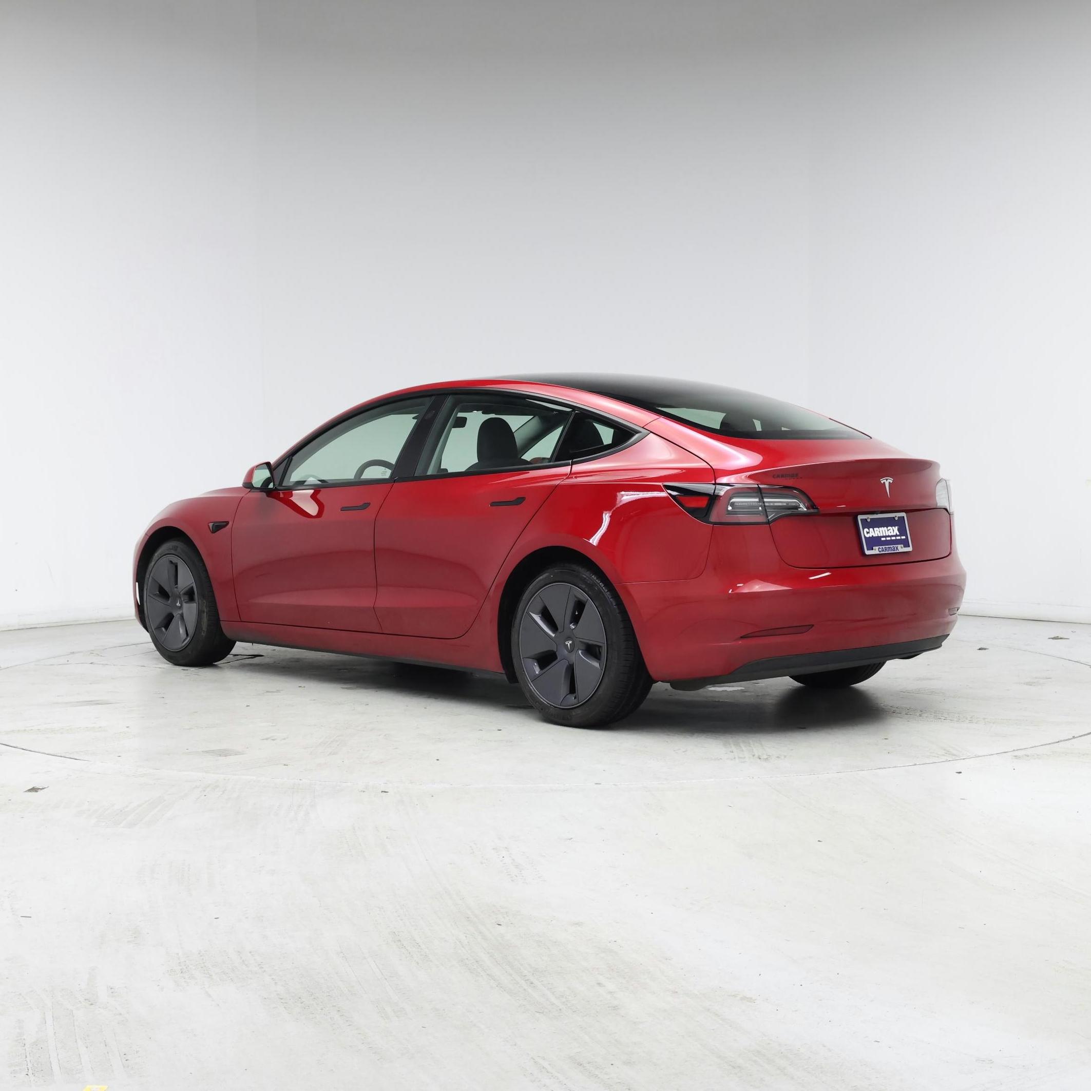 Thumbnail: 2023 Tesla Model 3 - 2