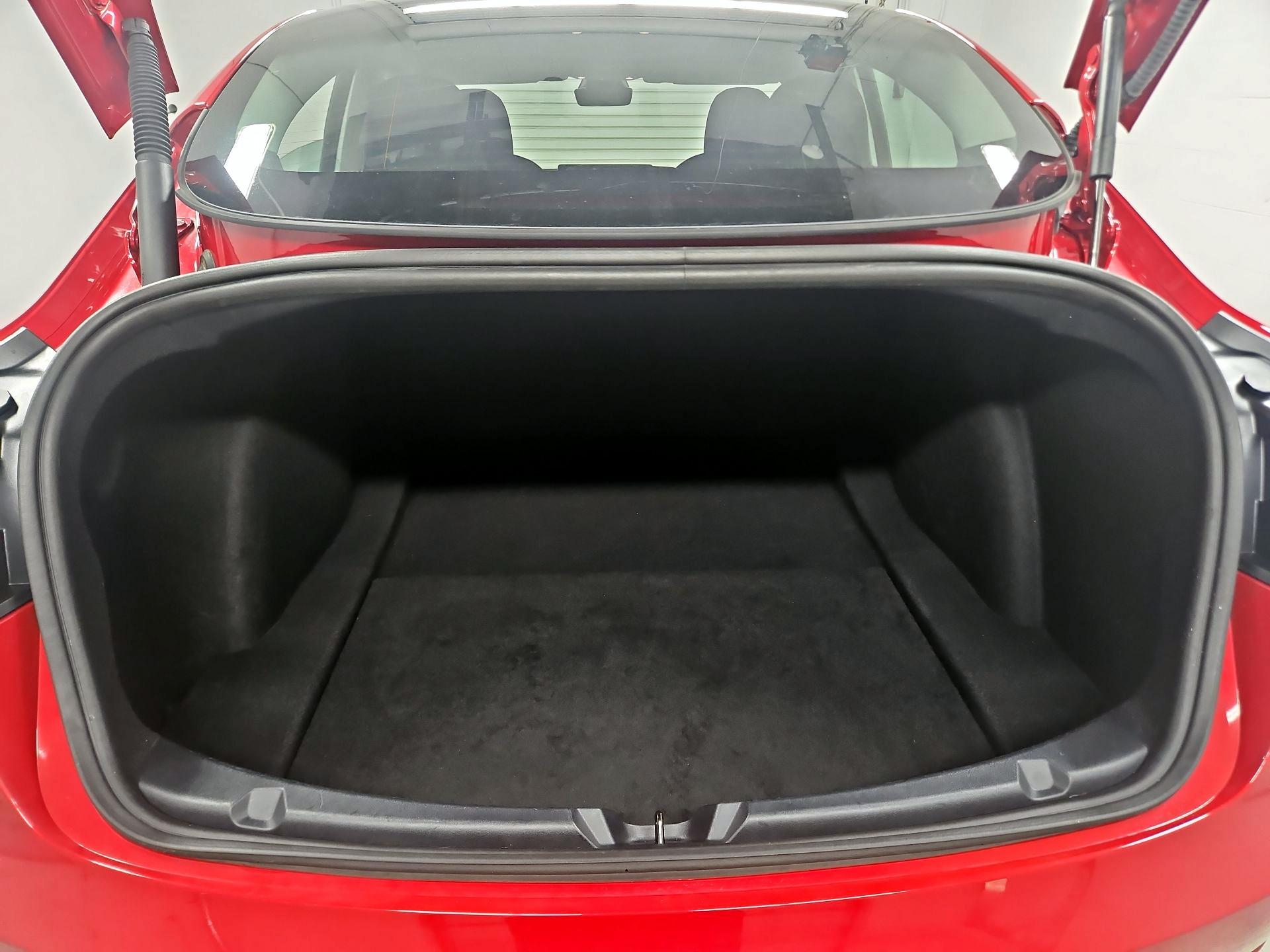 Thumbnail: 2023 Tesla Model 3 - 20