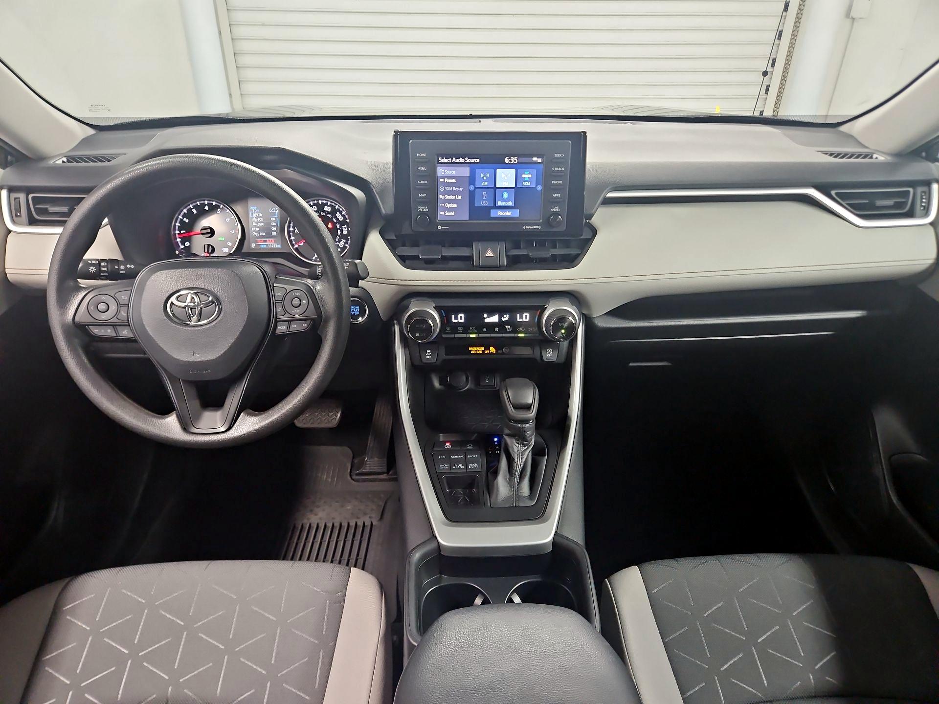 Thumbnail: 2021 Toyota RAV4 - 9