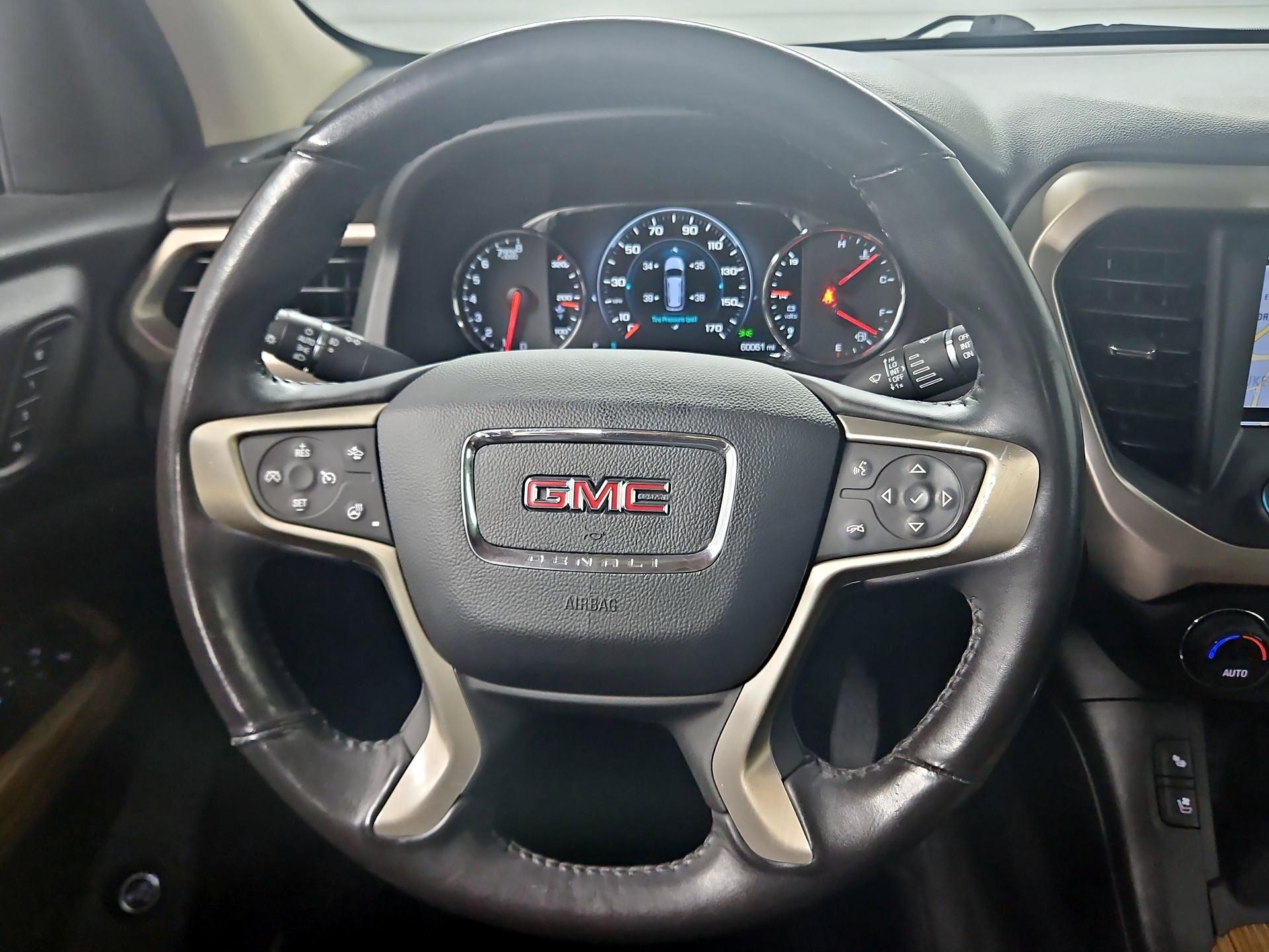 Thumbnail: 2017 GMC Acadia - 10