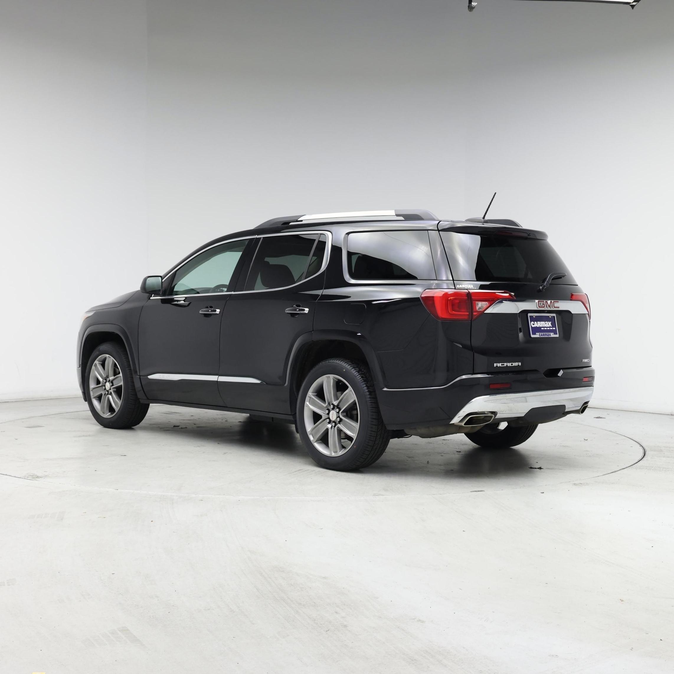 Thumbnail: 2017 GMC Acadia - 2