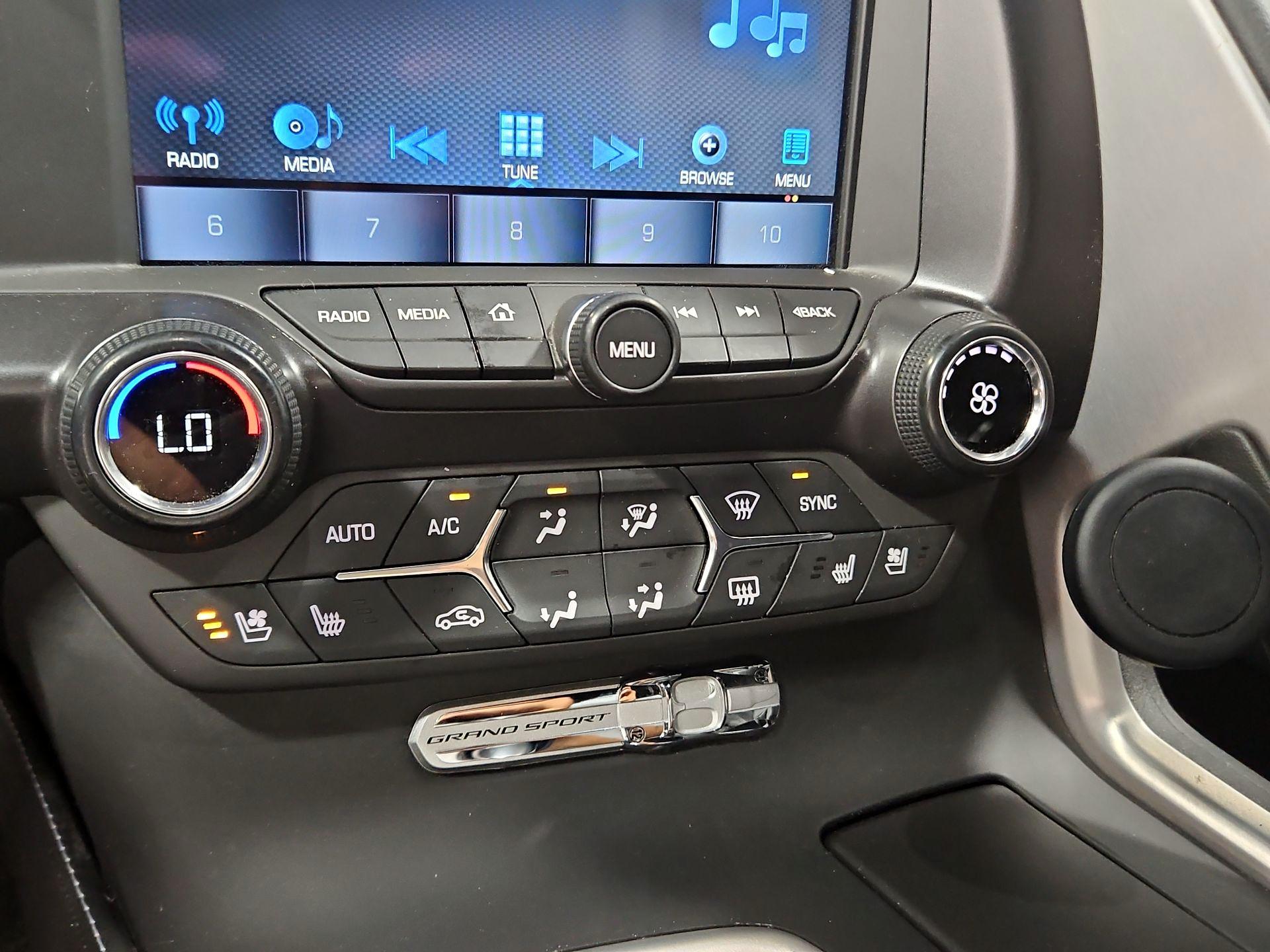 Thumbnail: 2019 Chevrolet Corvette - 16