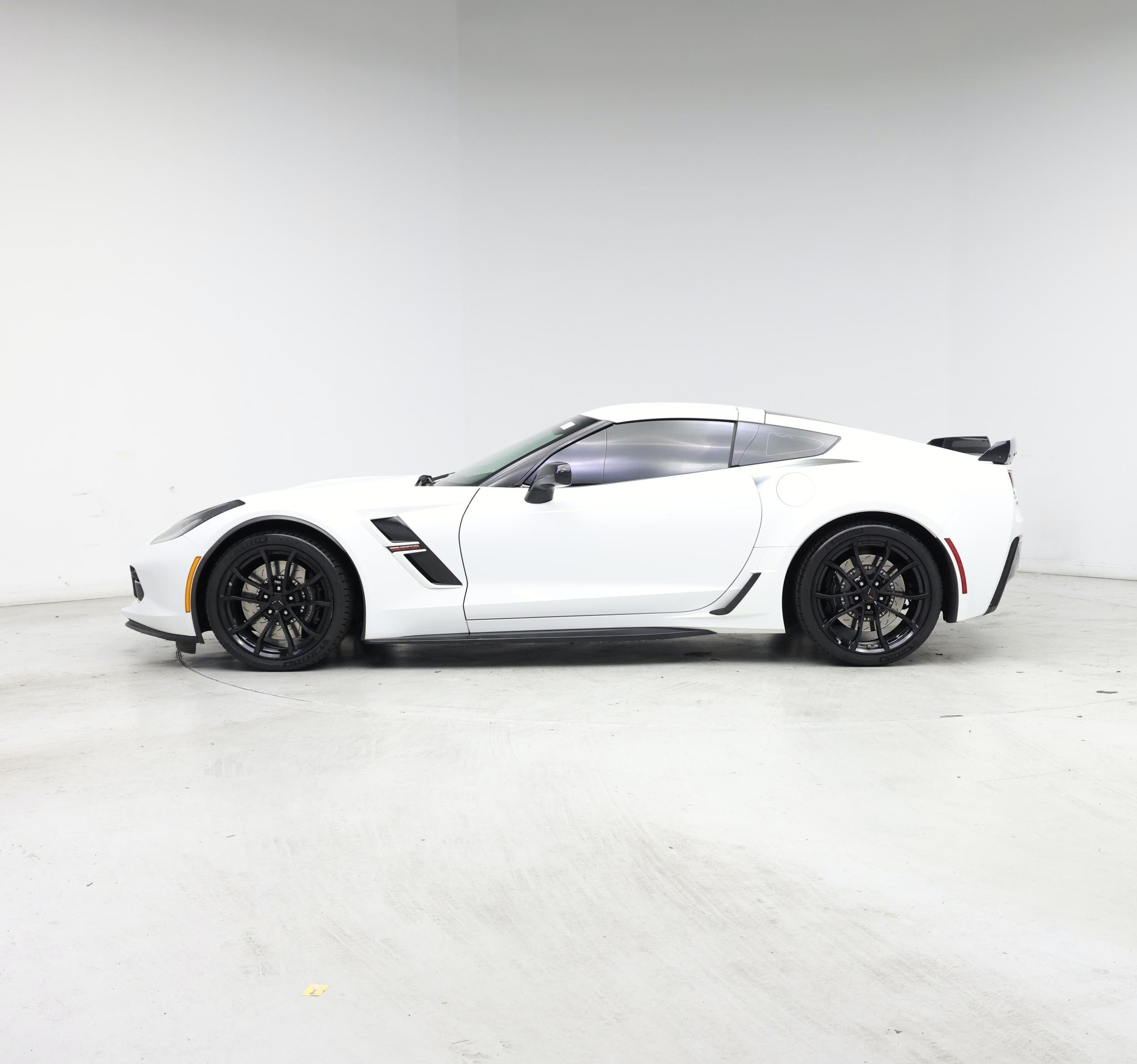 Thumbnail: 2019 Chevrolet Corvette - 3