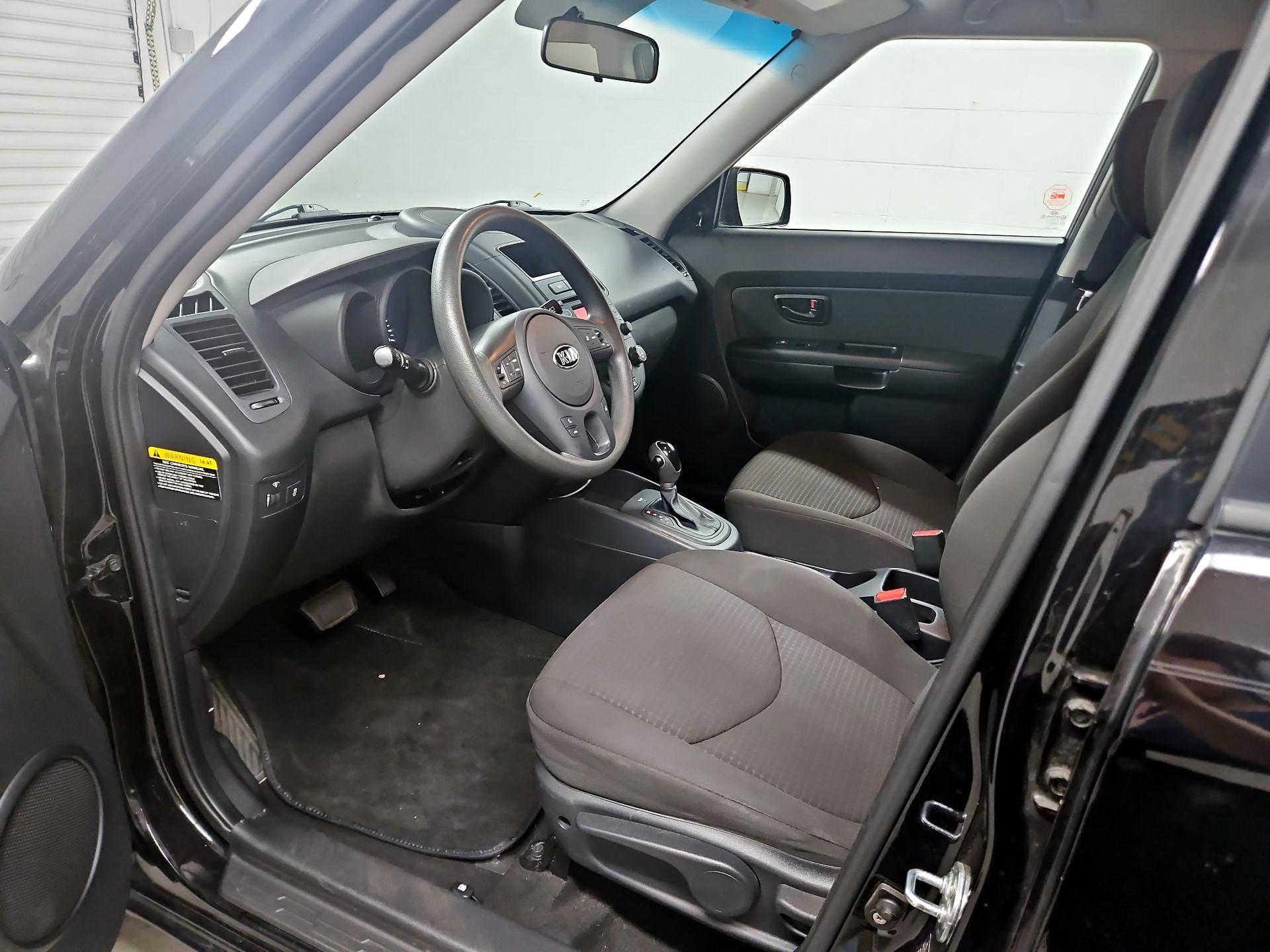 Thumbnail: 2013 Kia Soul - 11