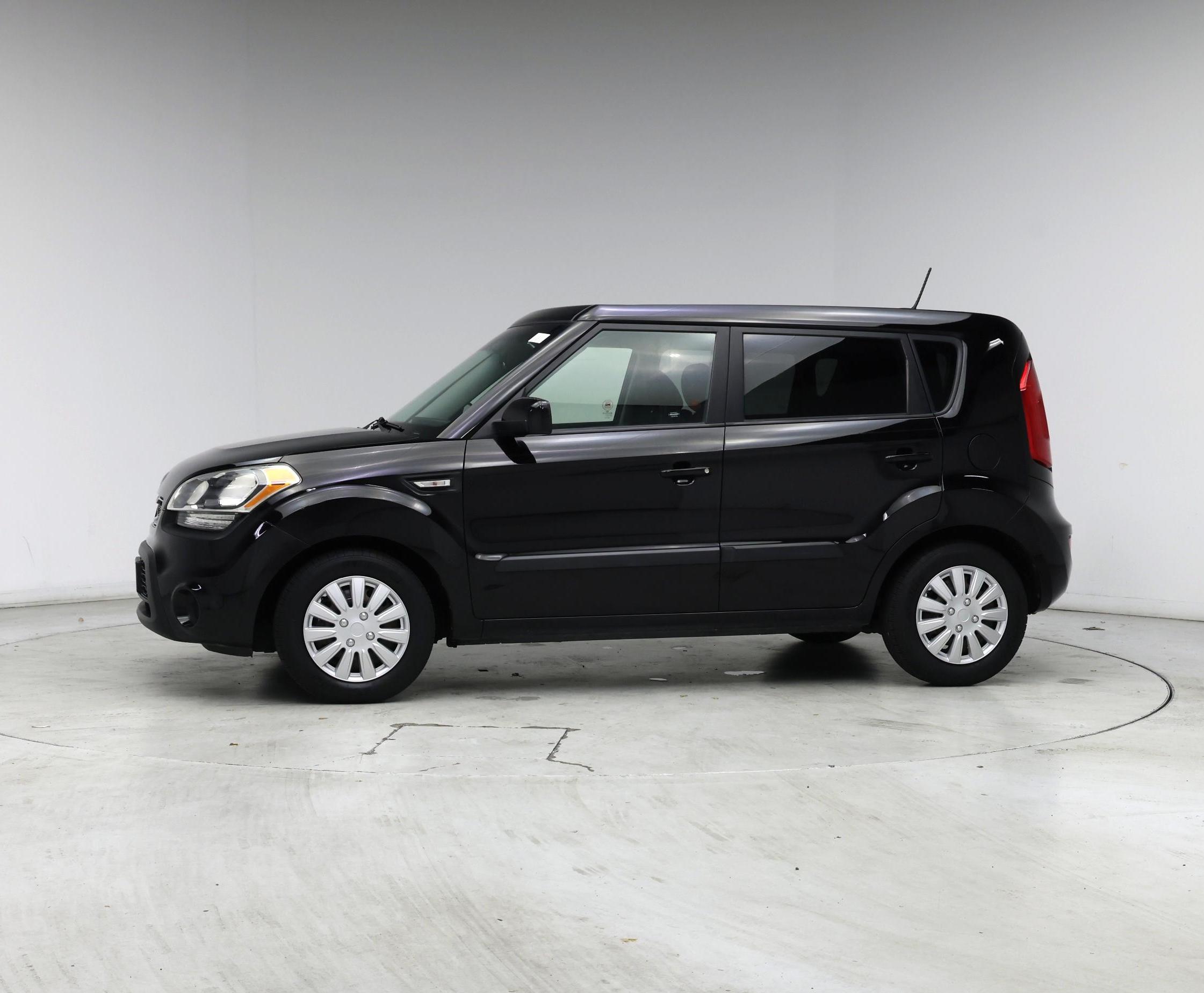 Thumbnail: 2013 Kia Soul - 3