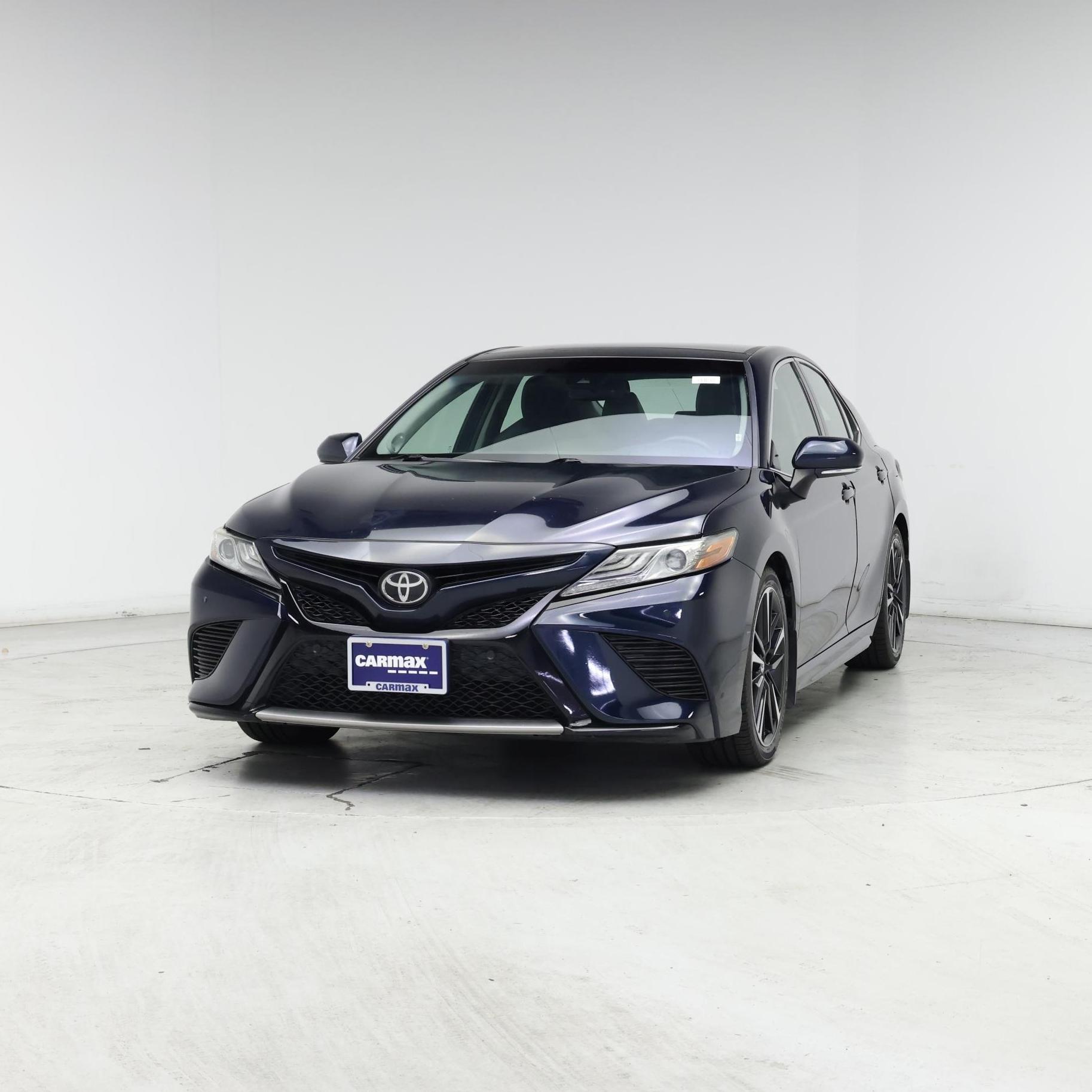 Thumbnail: 2018 Toyota Camry - 4