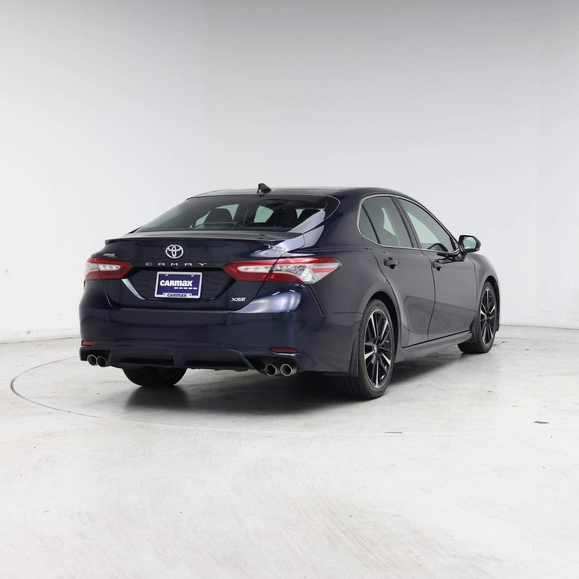 Thumbnail: 2018 Toyota Camry - 8