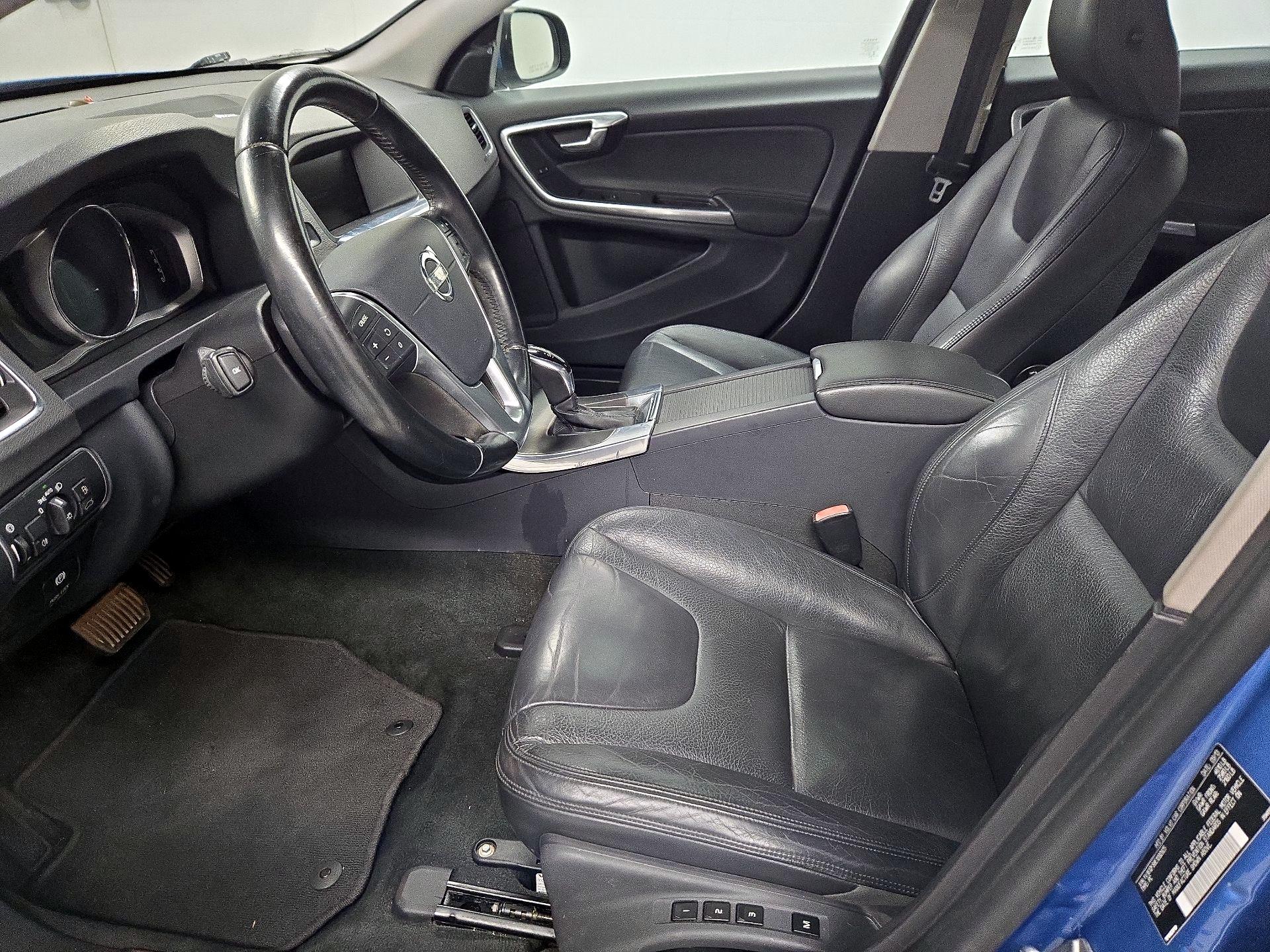 Thumbnail: 2014 Volvo S60 - 11