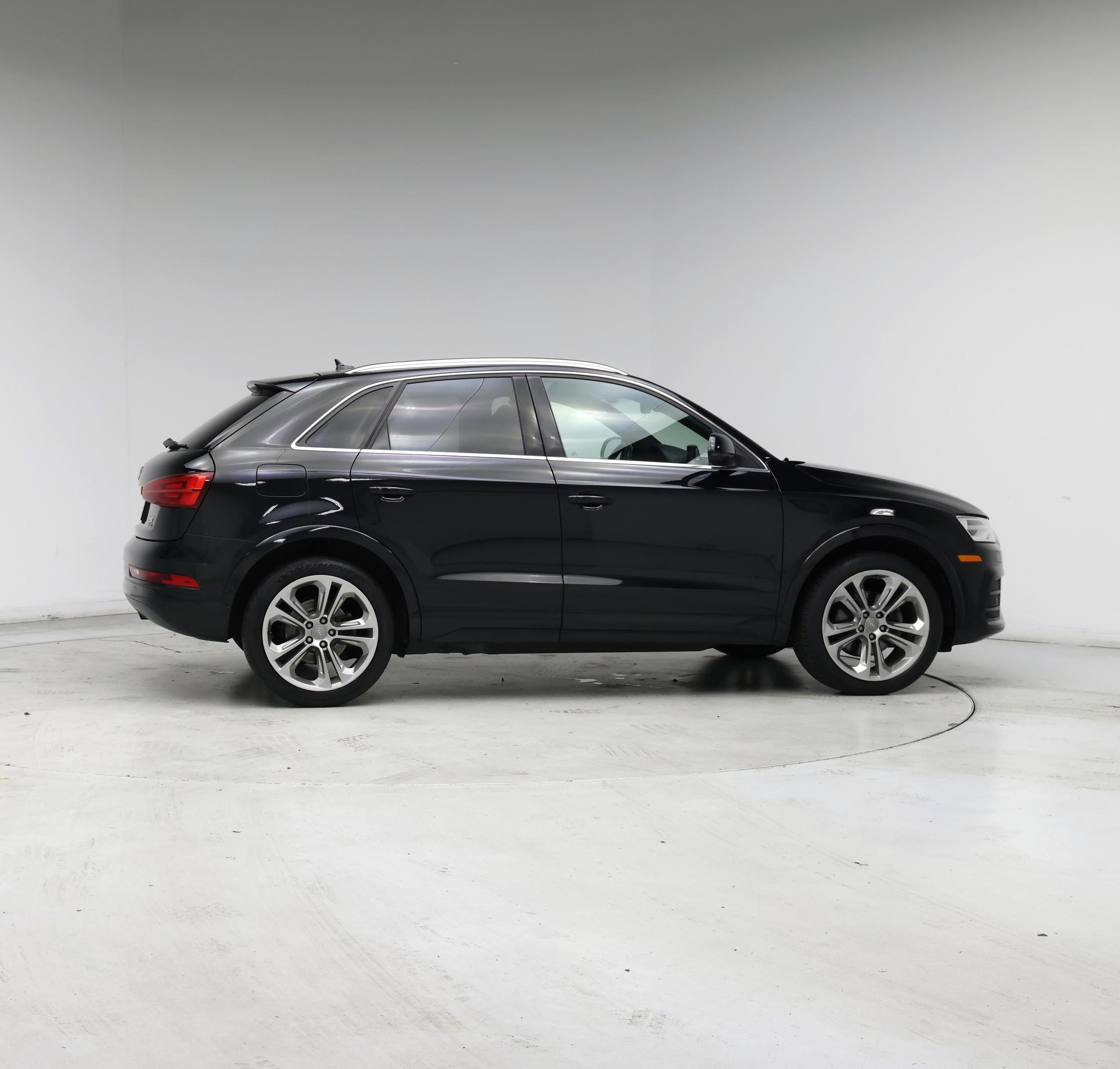 Thumbnail: 2016 Audi Q3 - 7