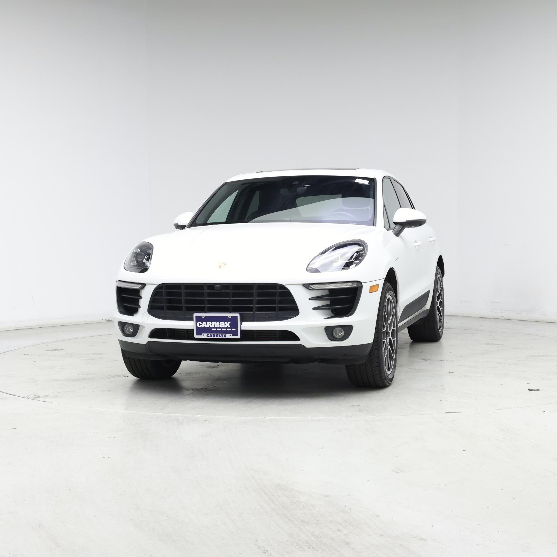 Thumbnail: 2018 Porsche Macan - 4